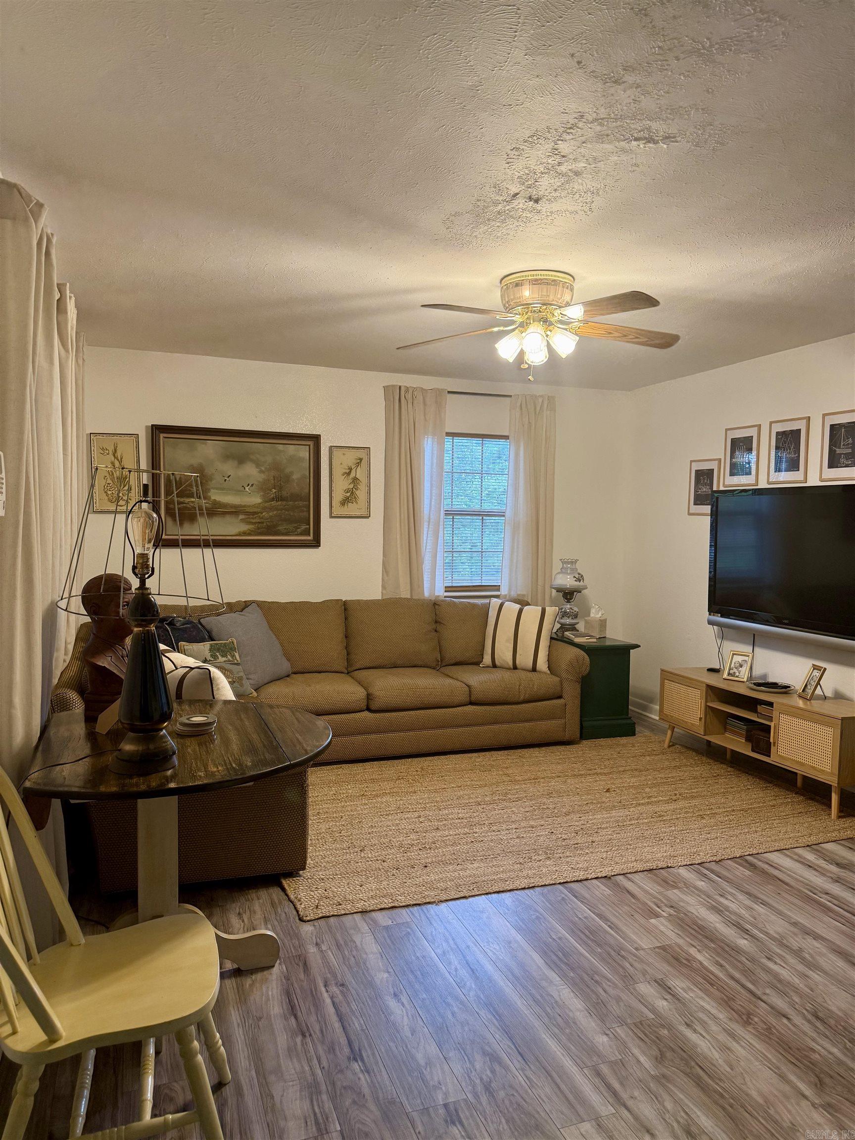100 Iris  Drasco, AR