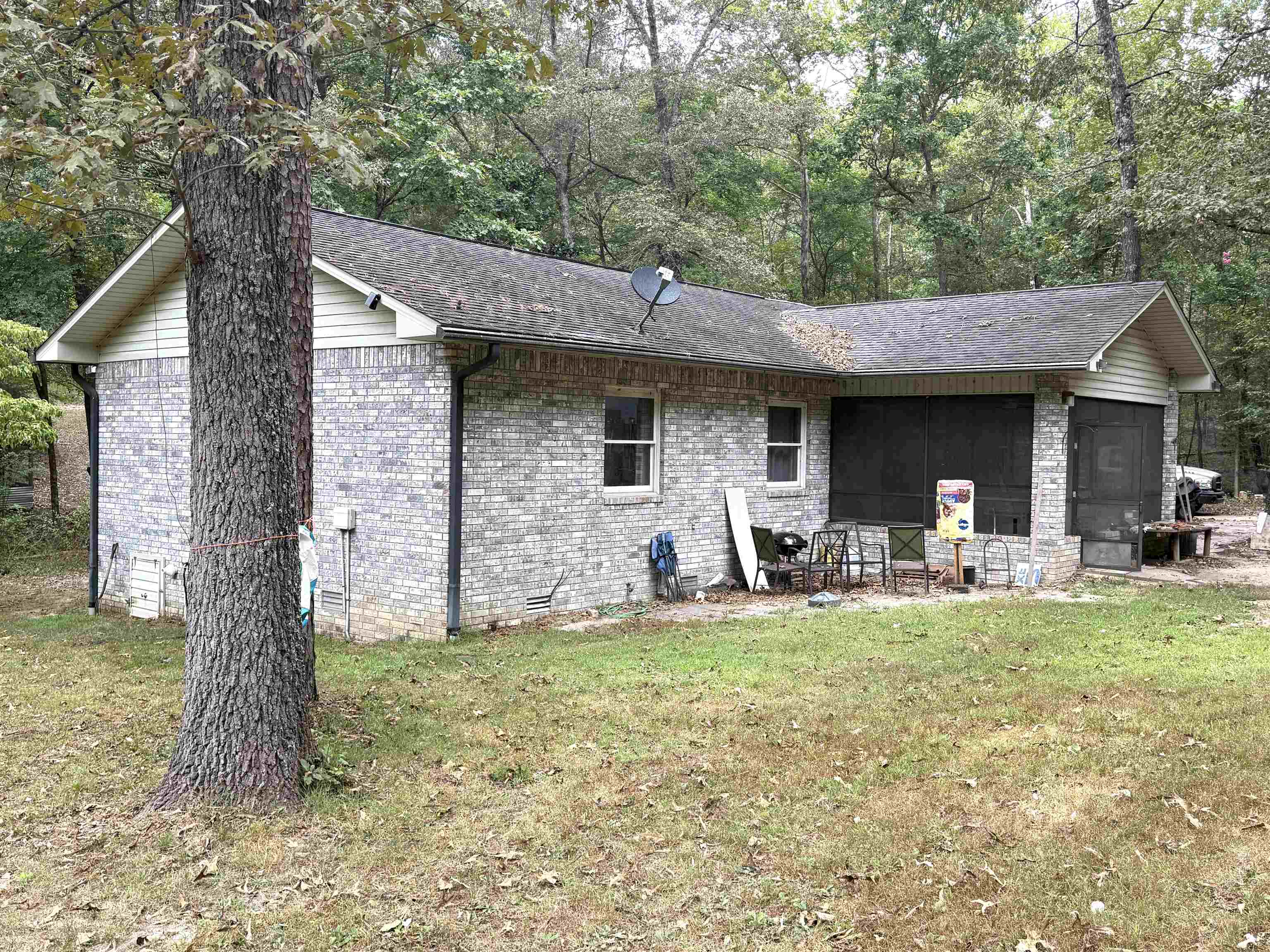 1456 Old Larkin Road  Melbourne, AR