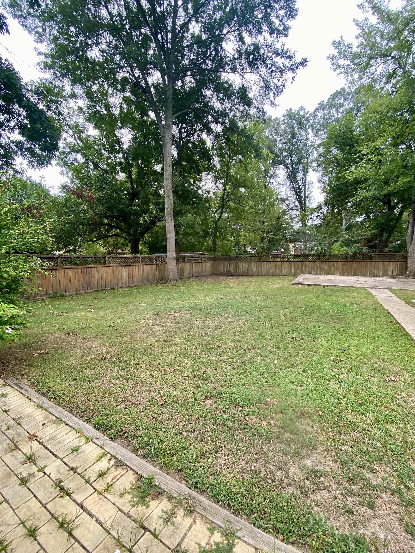 307 W Pine  Warren, AR