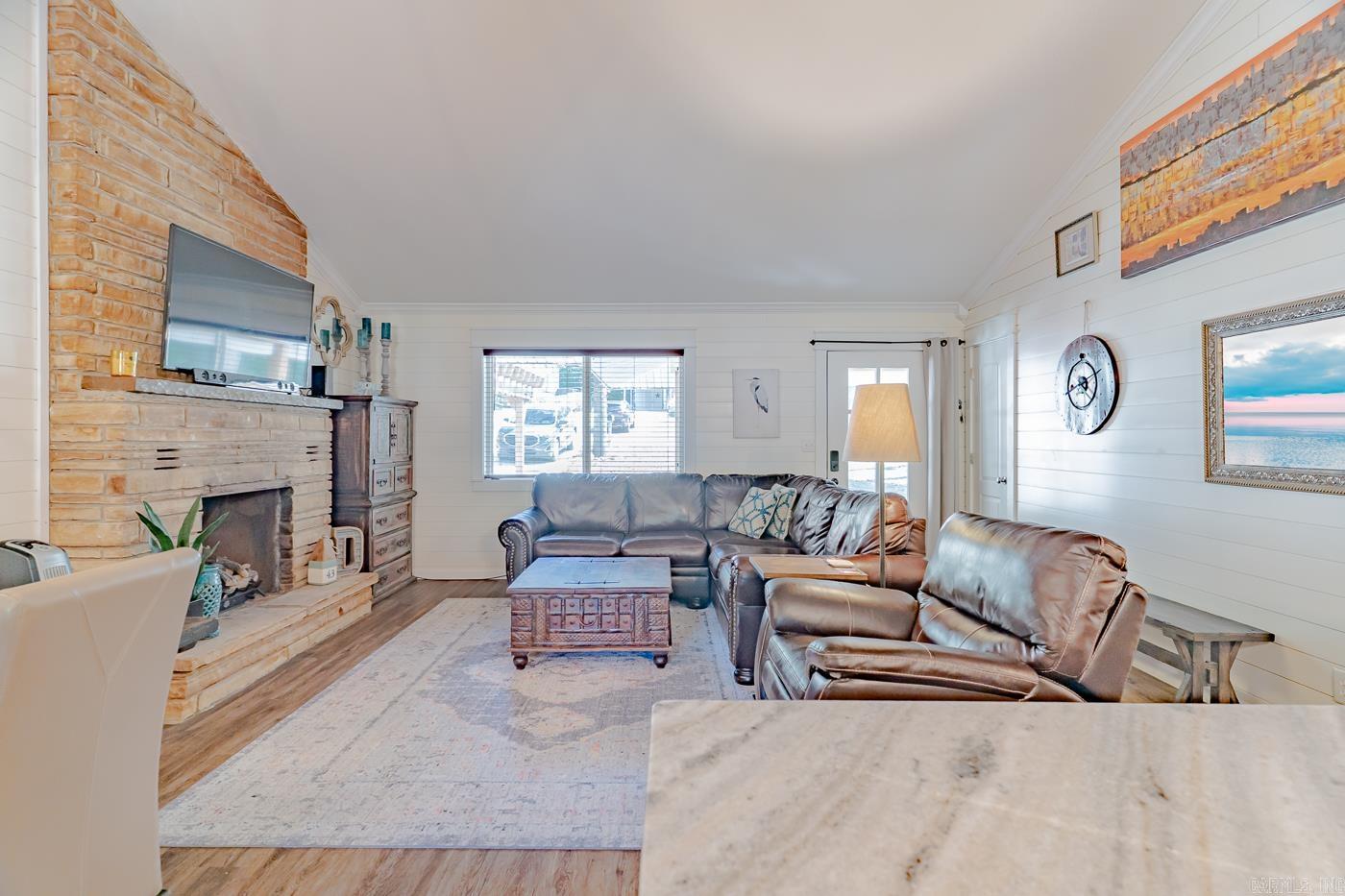 244 E Lakeshore  Cherokee Village, AR