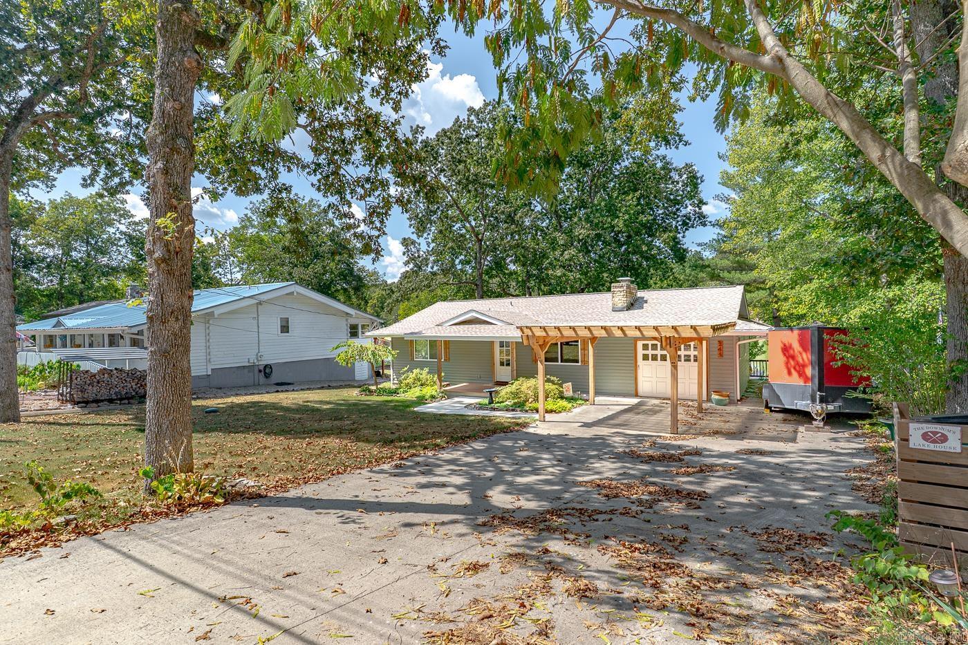 244 E Lakeshore  Cherokee Village, AR
