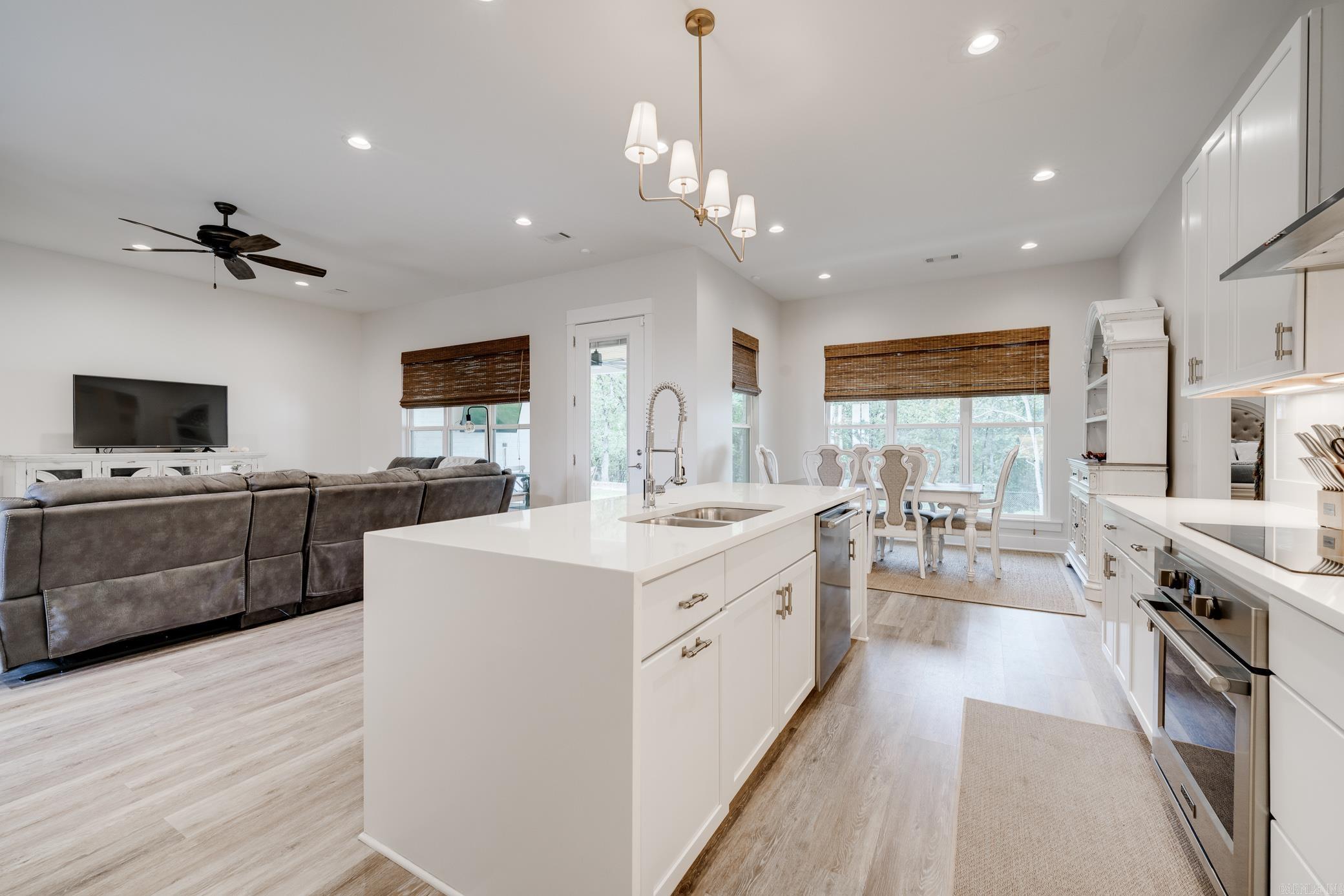 220 E Grandview Heights  Conway, AR