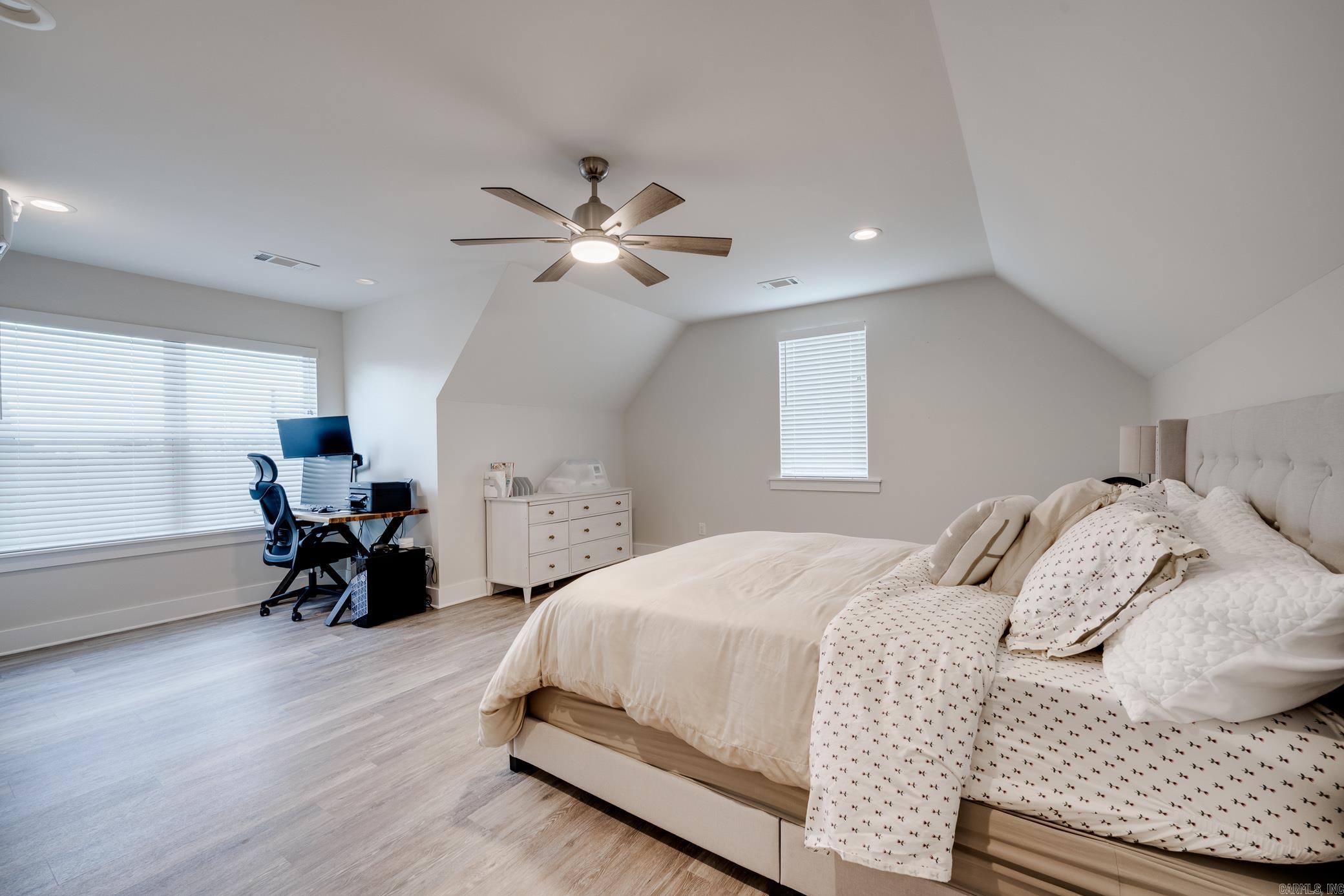 220 E Grandview Heights  Conway, AR