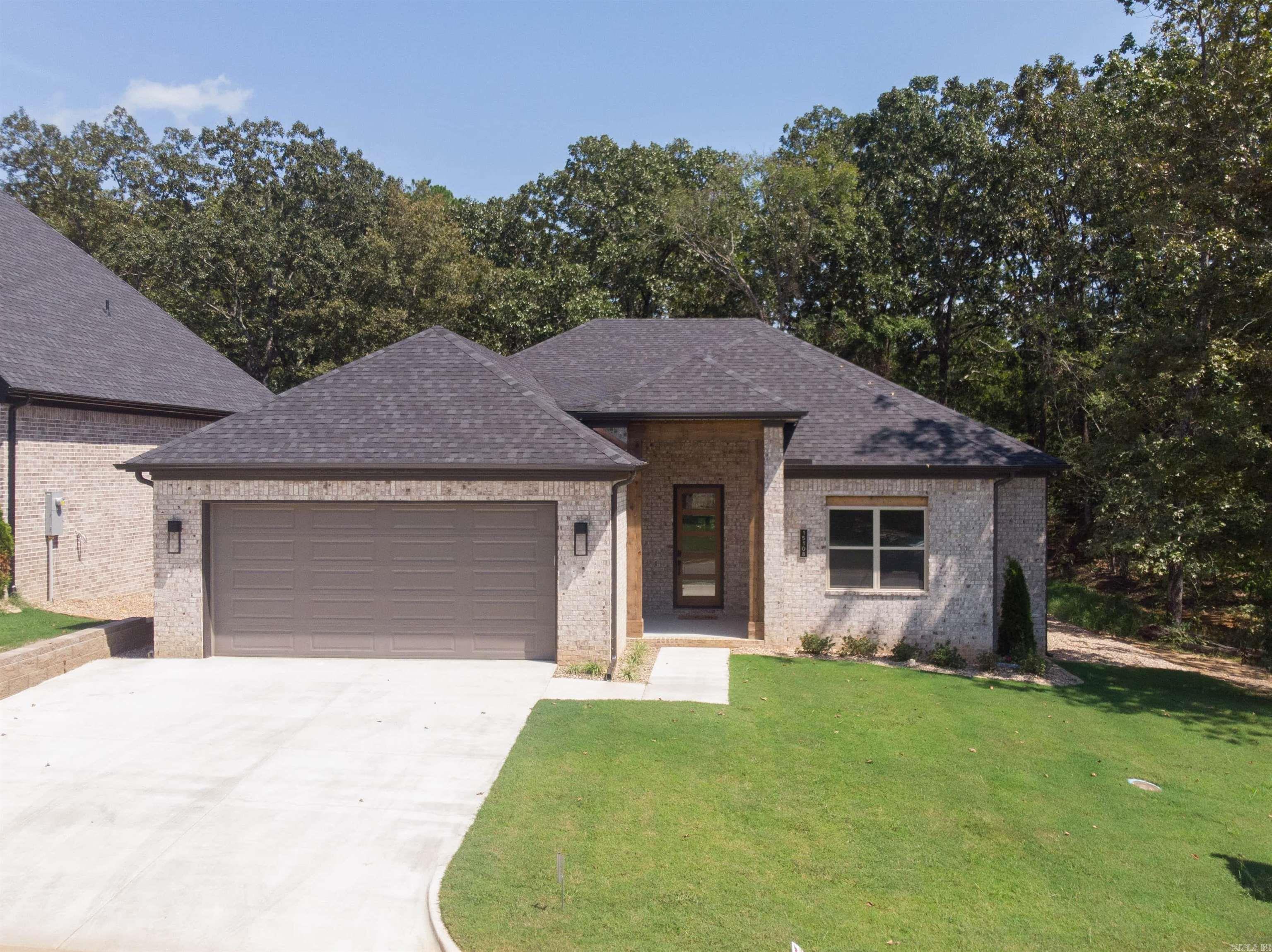 15108 Matterhorn  Maumelle, AR