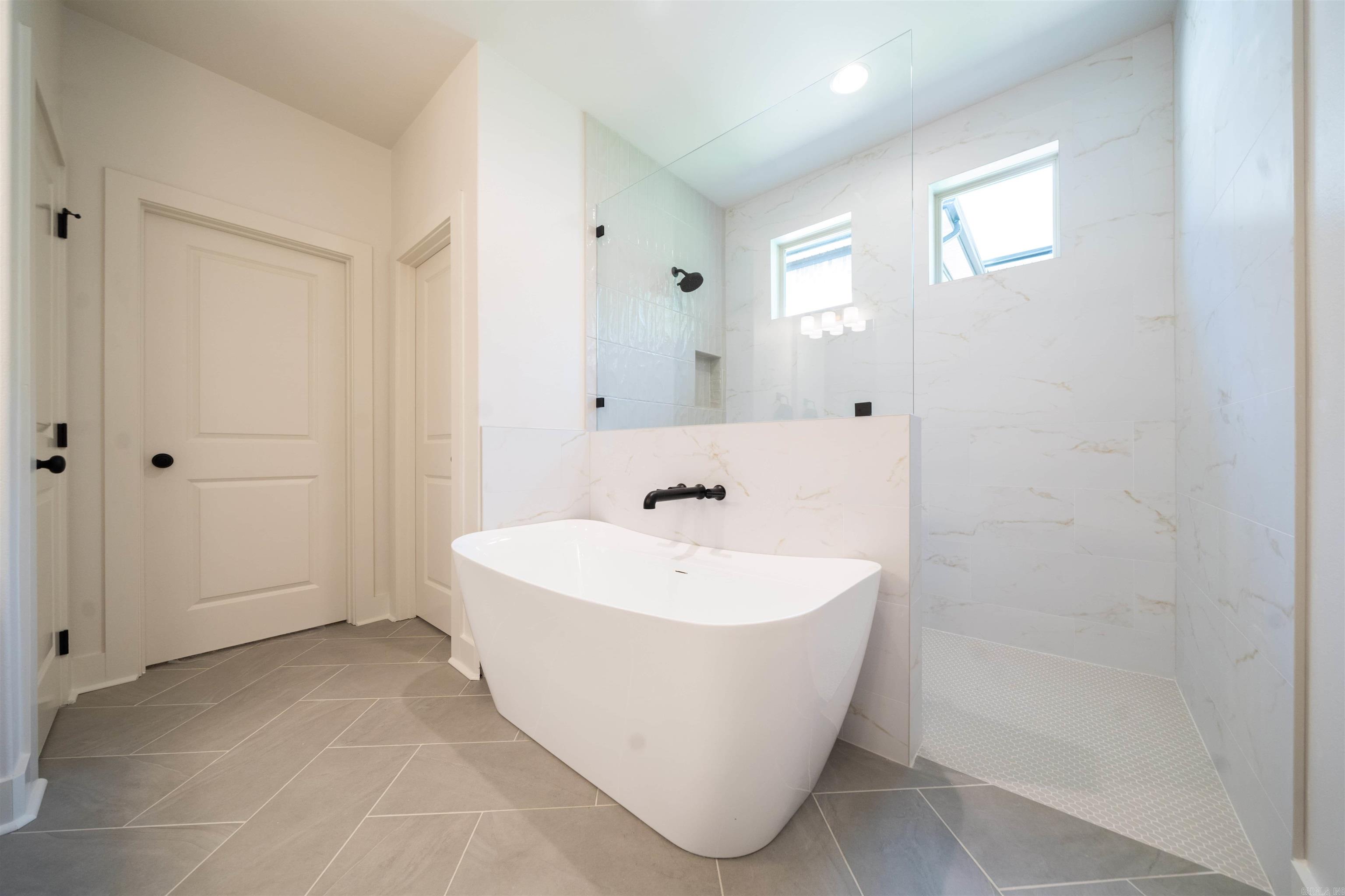 15108 Matterhorn  Maumelle, AR