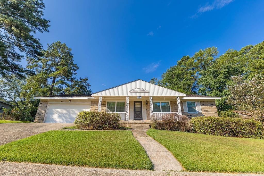 413 Robin Rd  El Dorado, AR