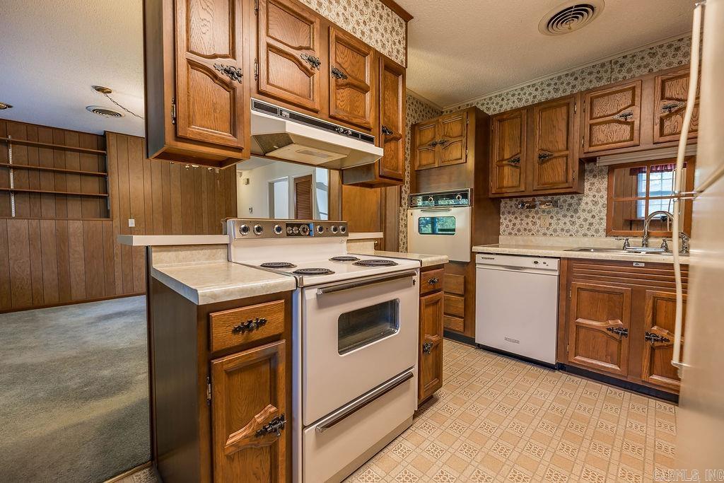 413 Robin Rd  El Dorado, AR