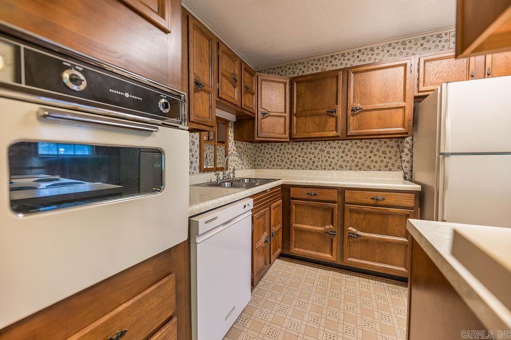 413 Robin Rd  El Dorado, AR
