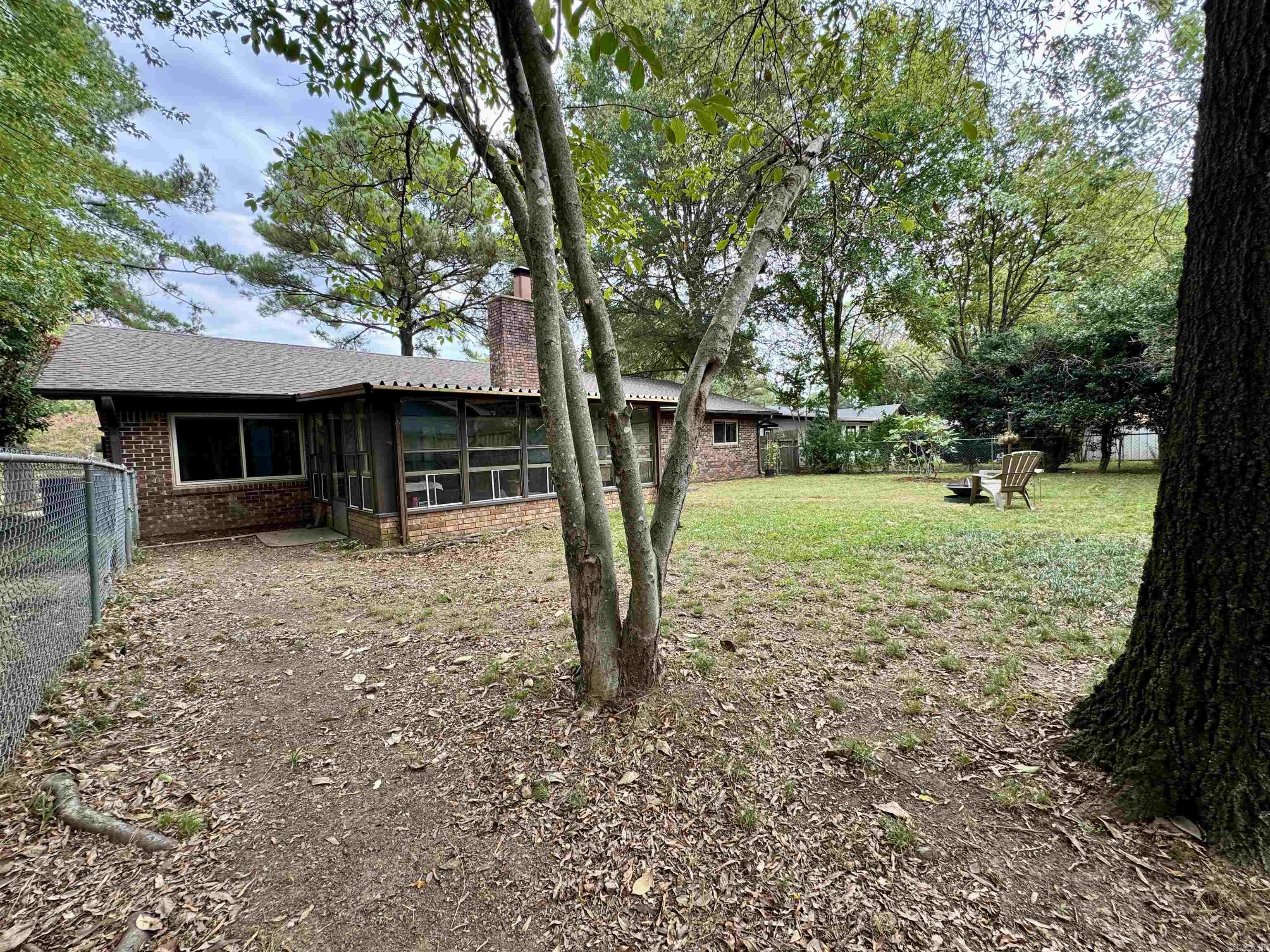 1909 Creekwood  Conway, AR