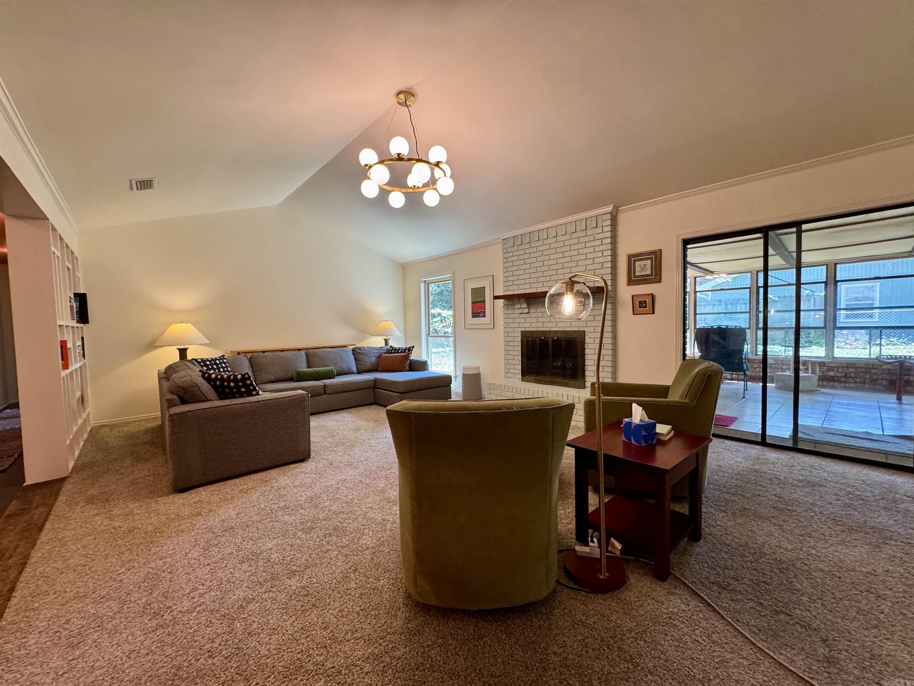 1909 Creekwood  Conway, AR