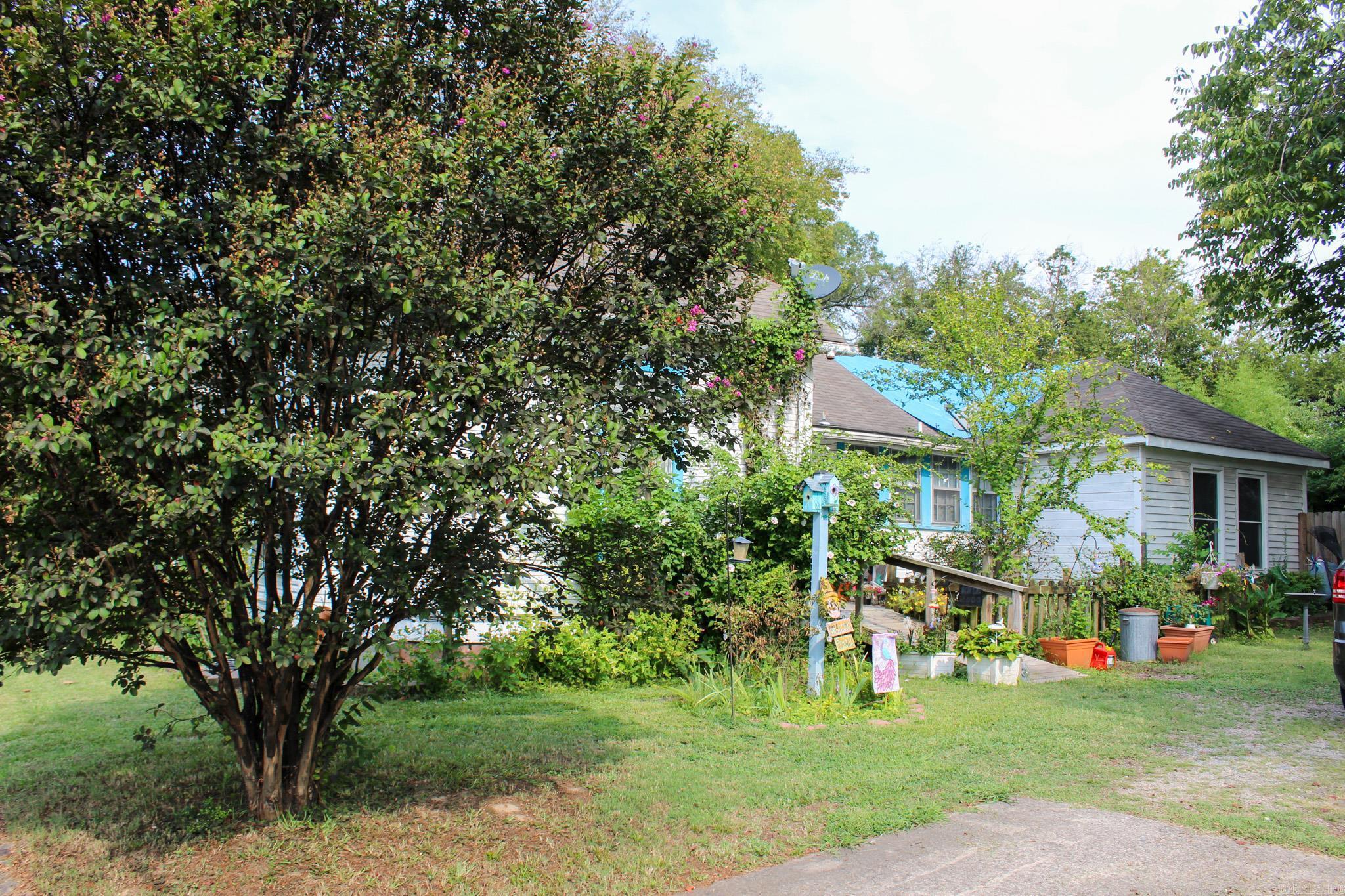 306 E Center  Searcy, AR
