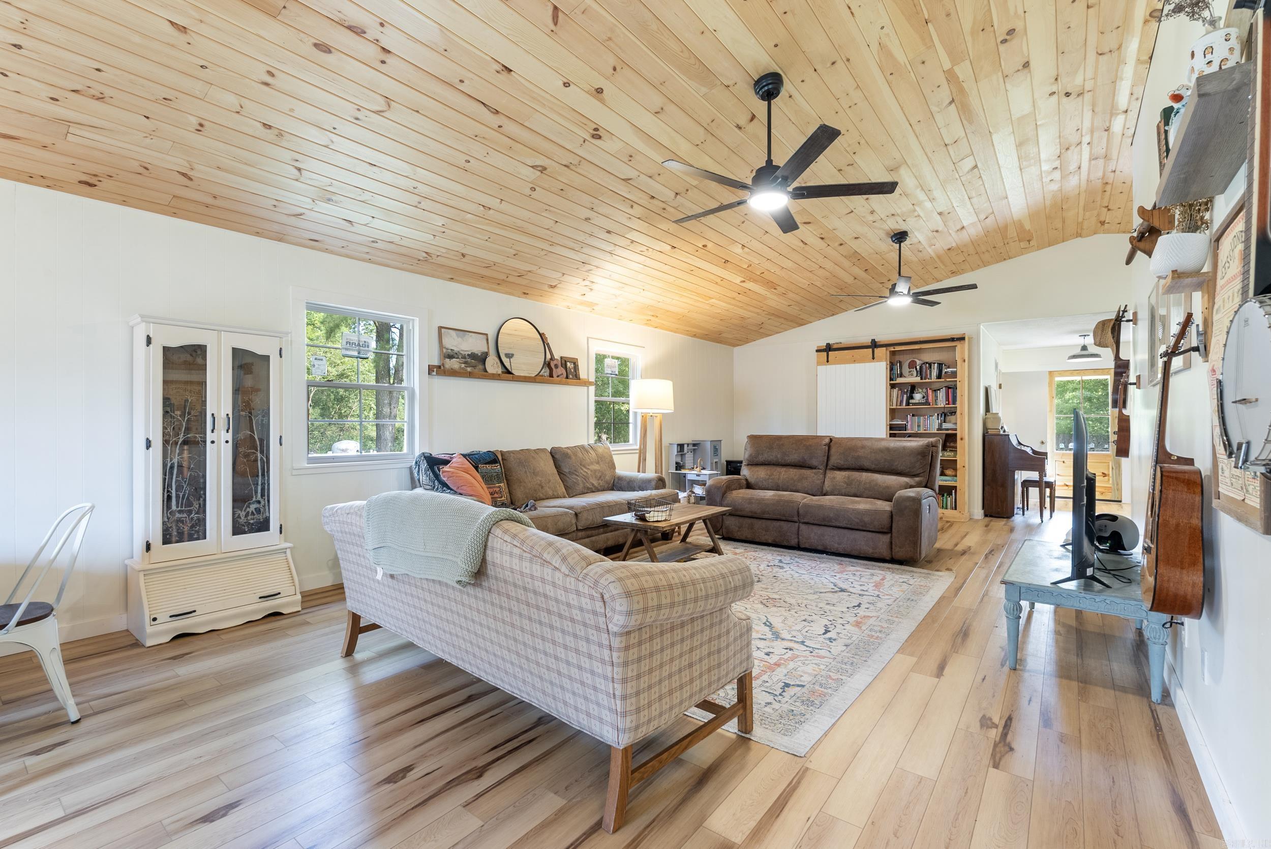 44 Sinai  Conway, AR