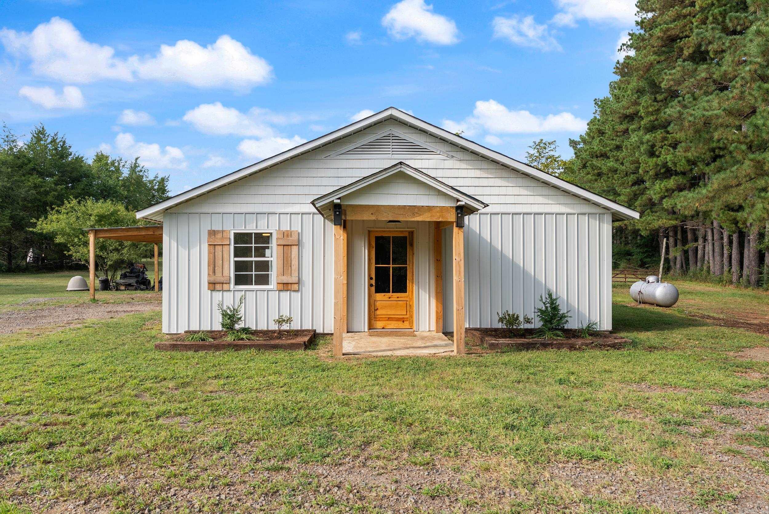 44 Sinai  Conway, AR