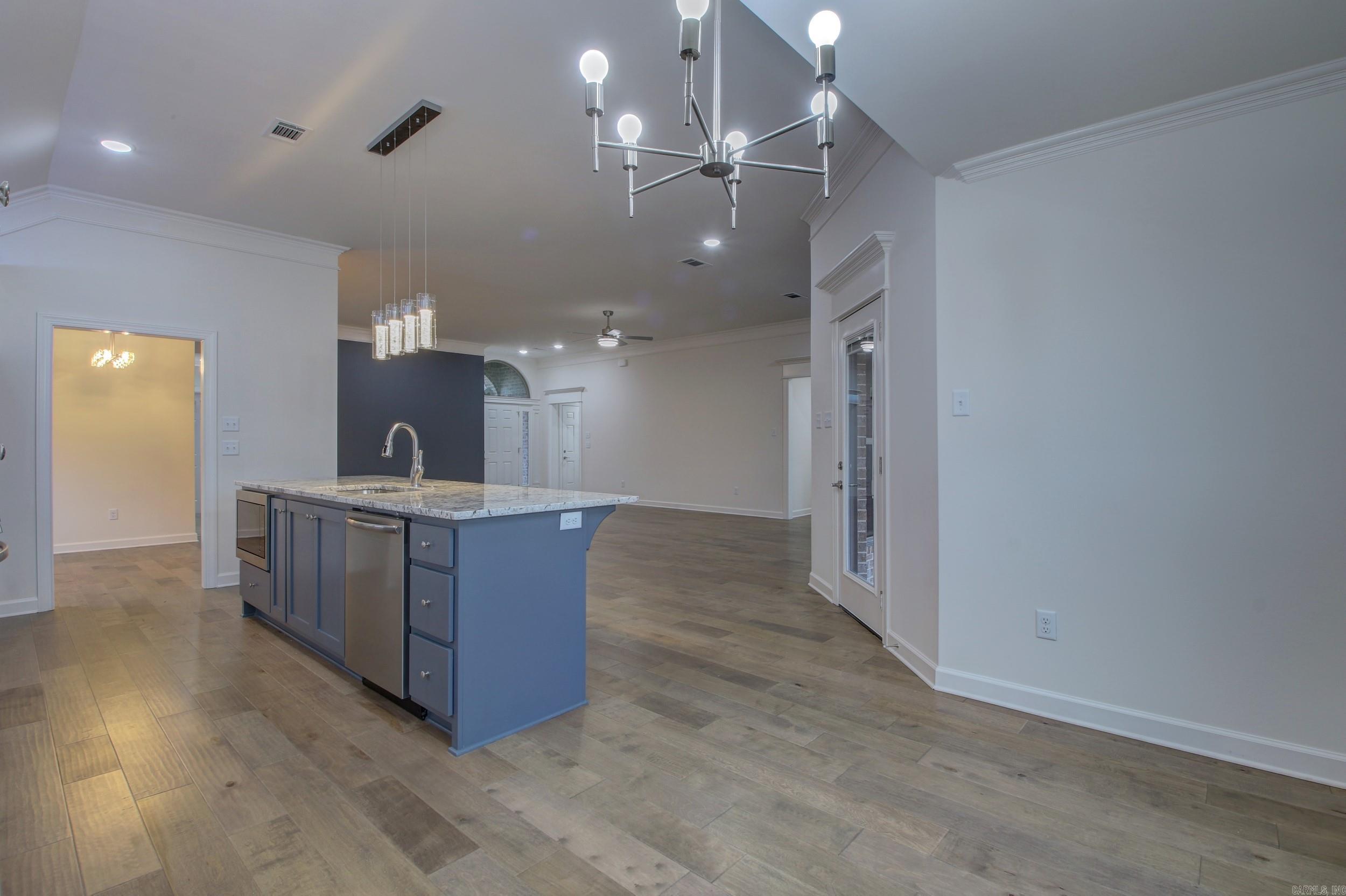 71 Corniche Cove  Maumelle, AR