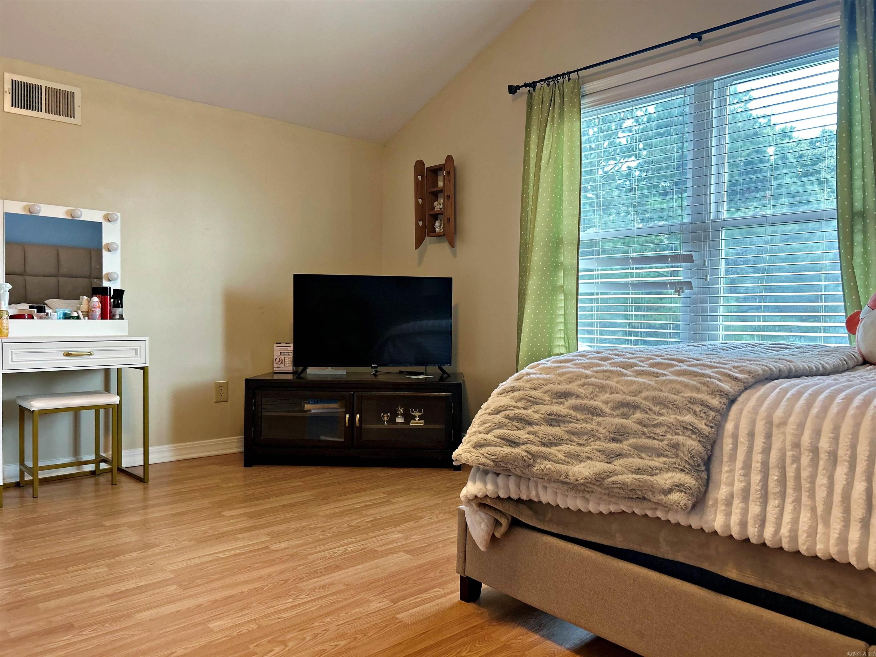 2152 Thomas  Bismarck, AR