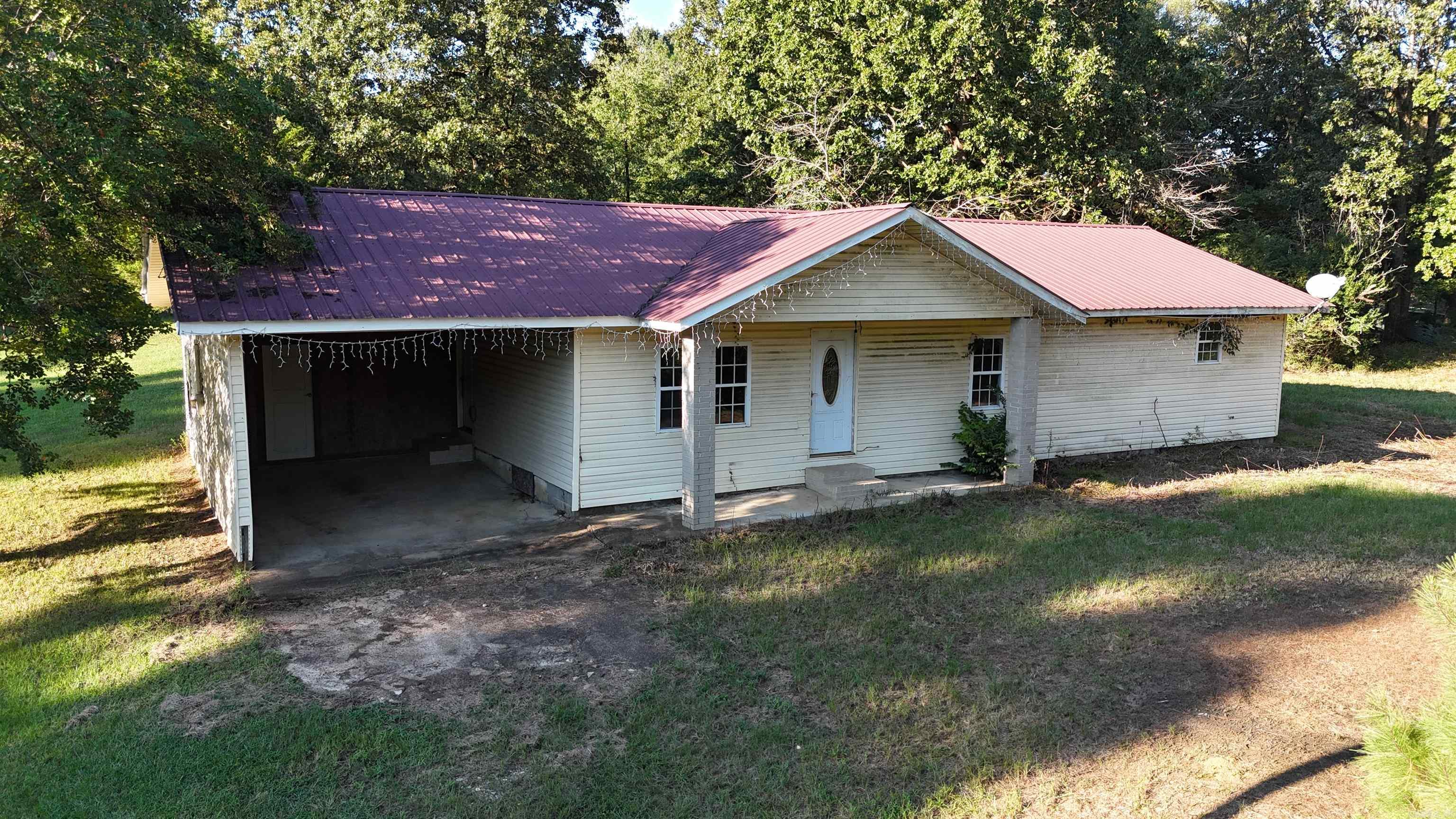 354 W Highway 70 B  De Queen, AR
