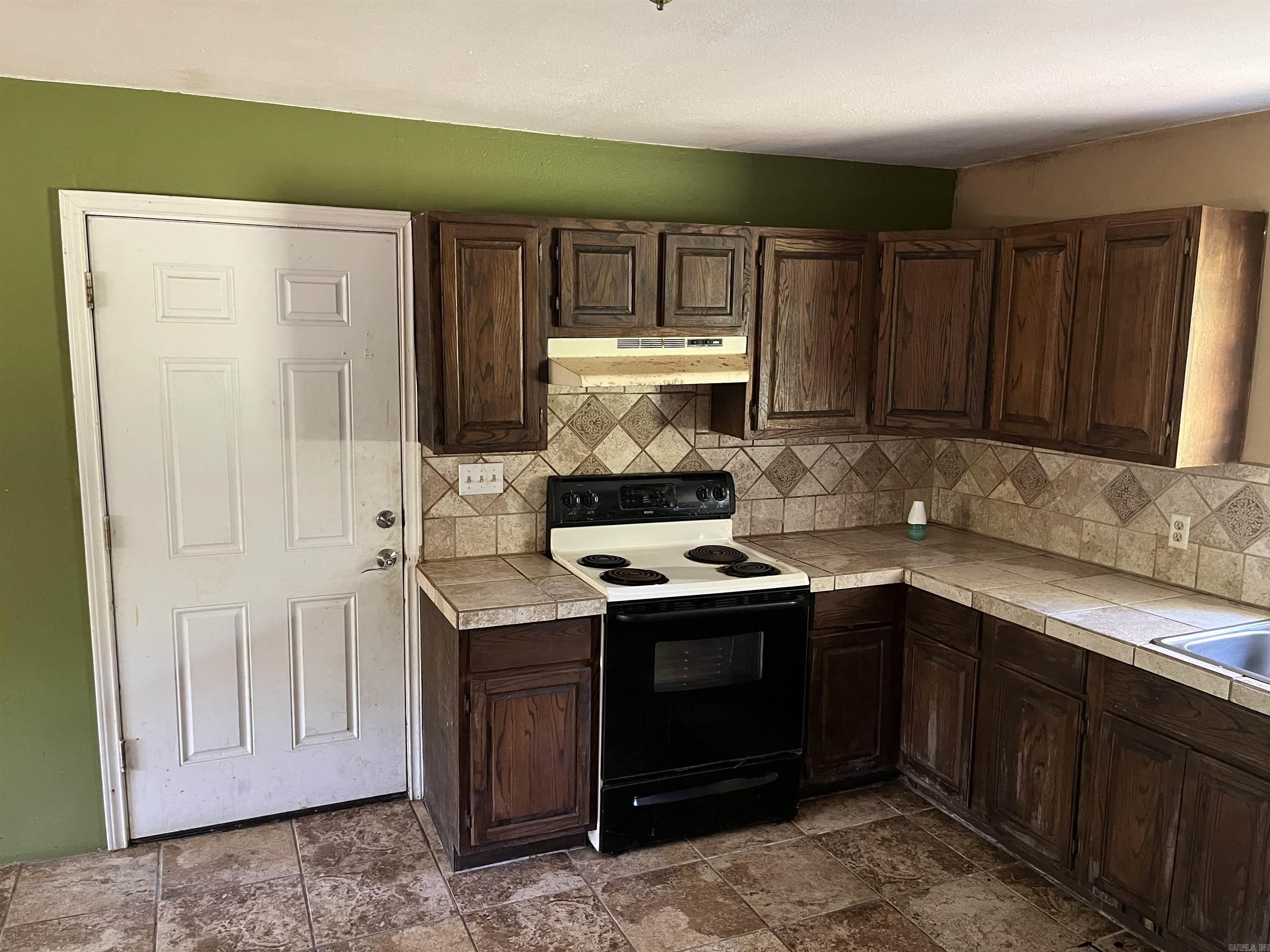 354 W Highway 70 B  De Queen, AR