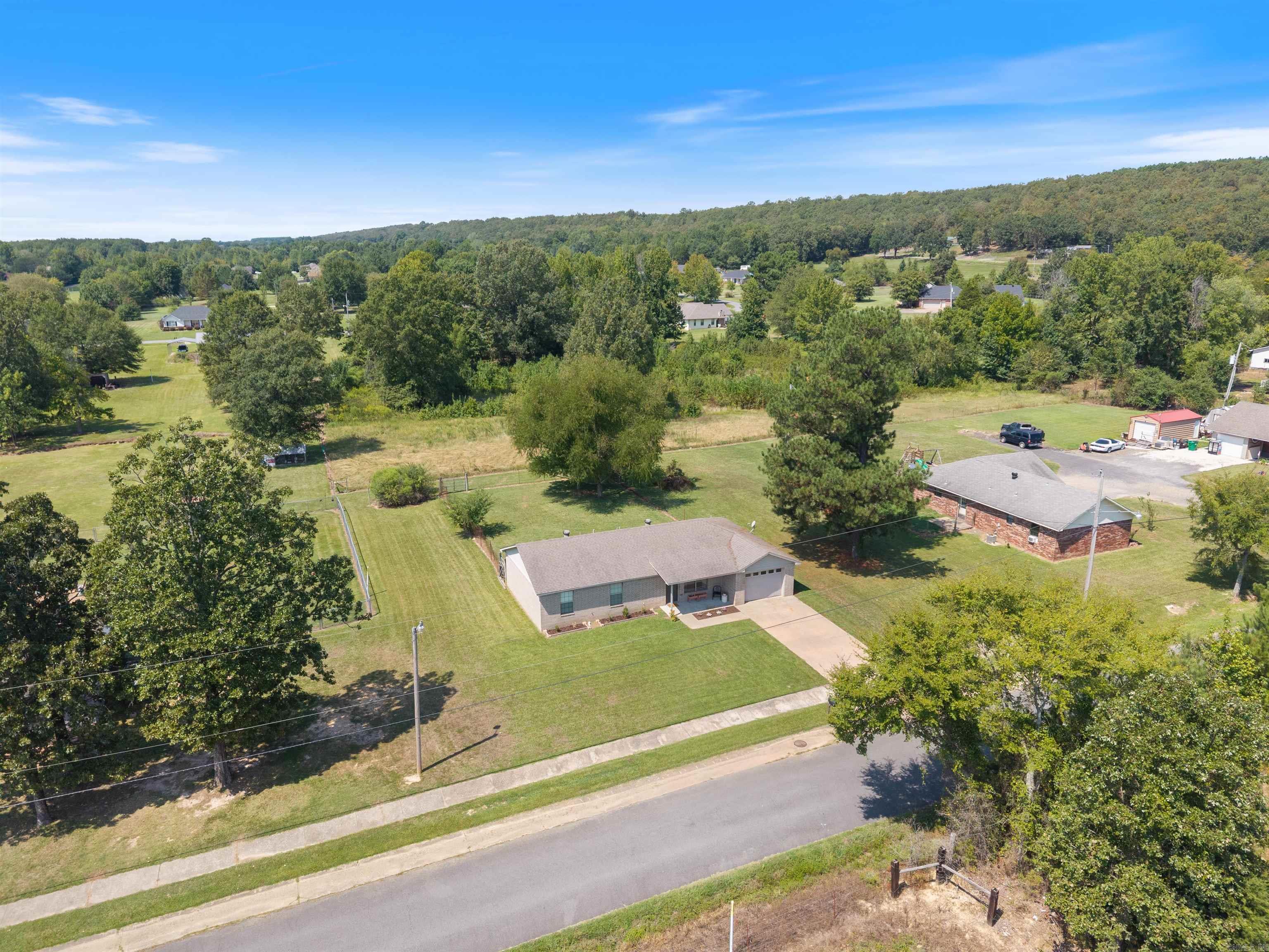 71 N Church  Vilonia, AR