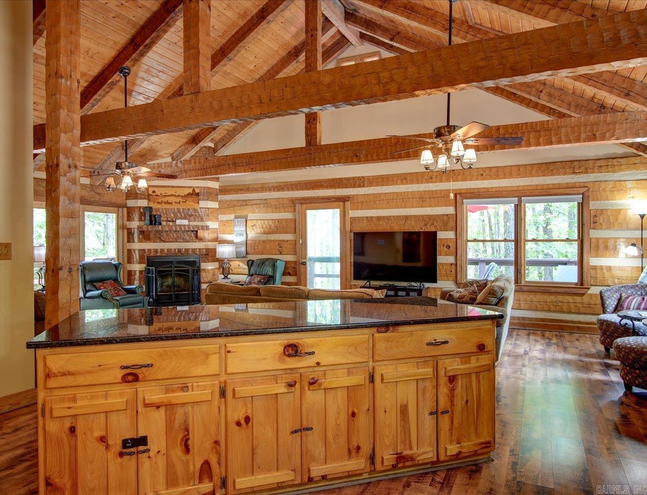 4 Certero Ln  Hot Springs Village, AR