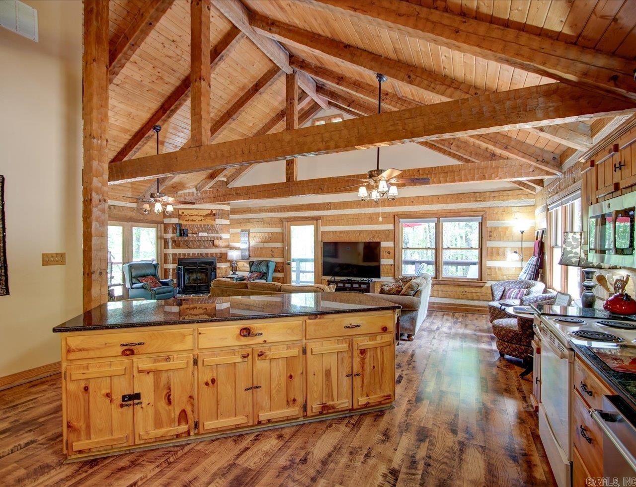 4 Certero Ln  Hot Springs Village, AR