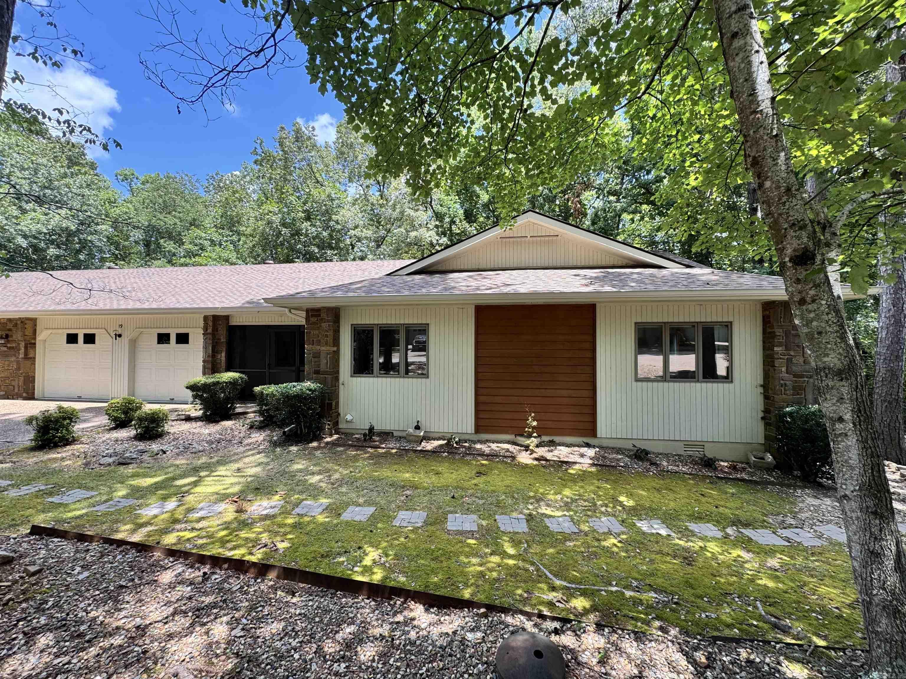 19 Emanuel  Hot Springs Village, AR