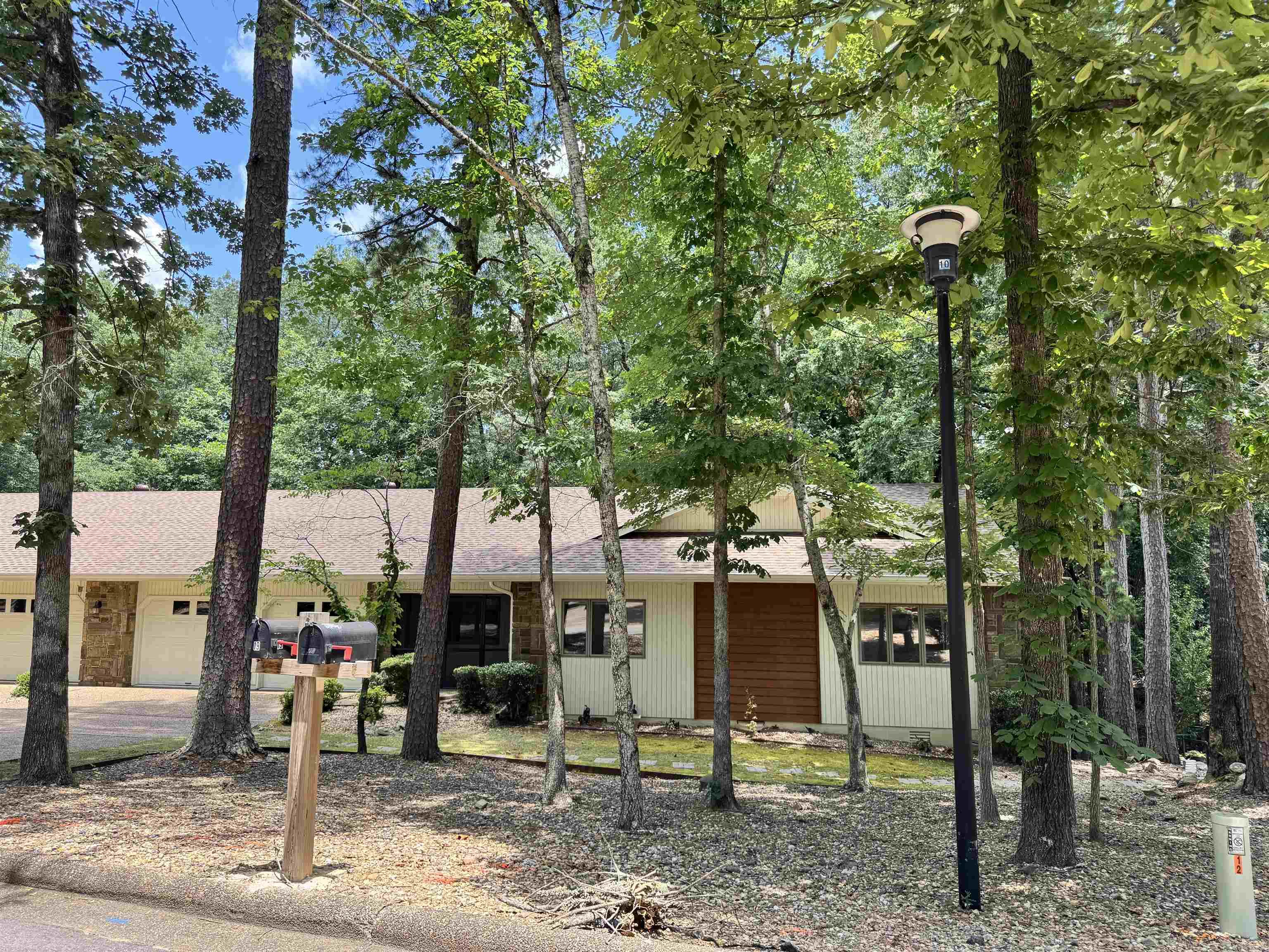 19 Emanuel  Hot Springs Village, AR