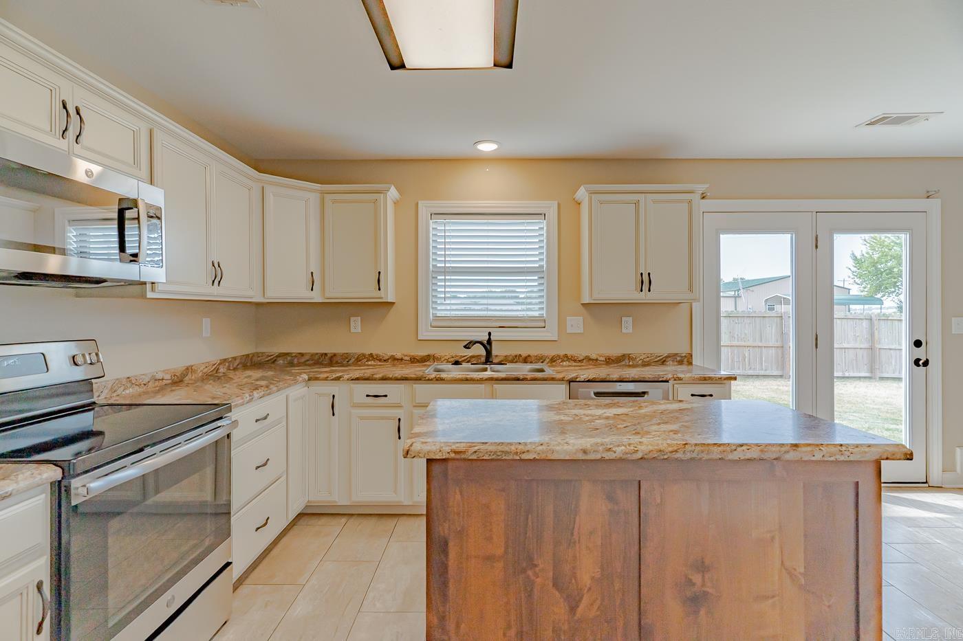 501 Emily Lane  Harrisburg, AR