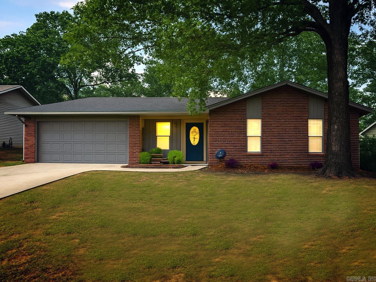 6400 Lakewood Drive