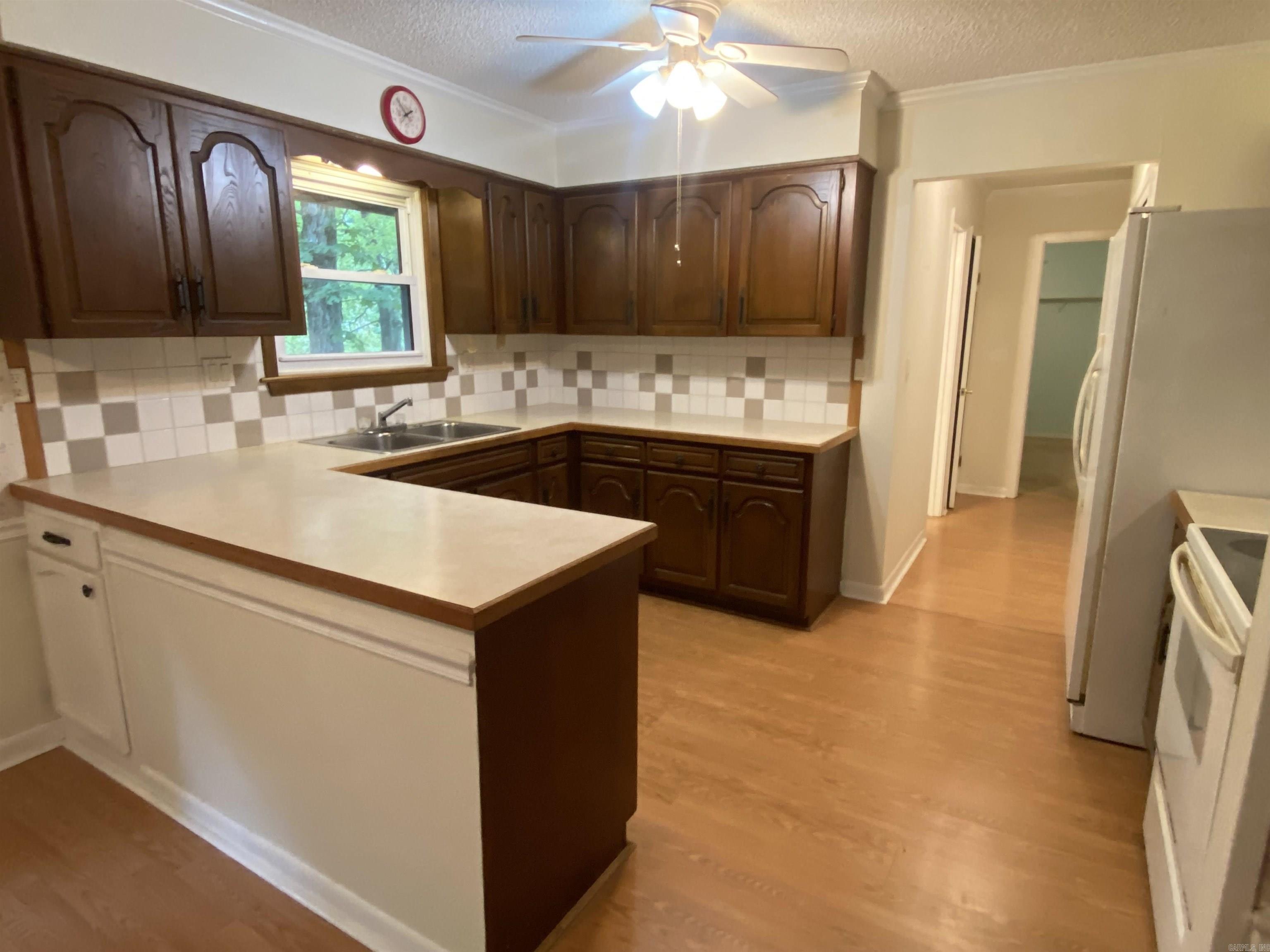 8 Cambre Cir  Hot Springs Village, AR