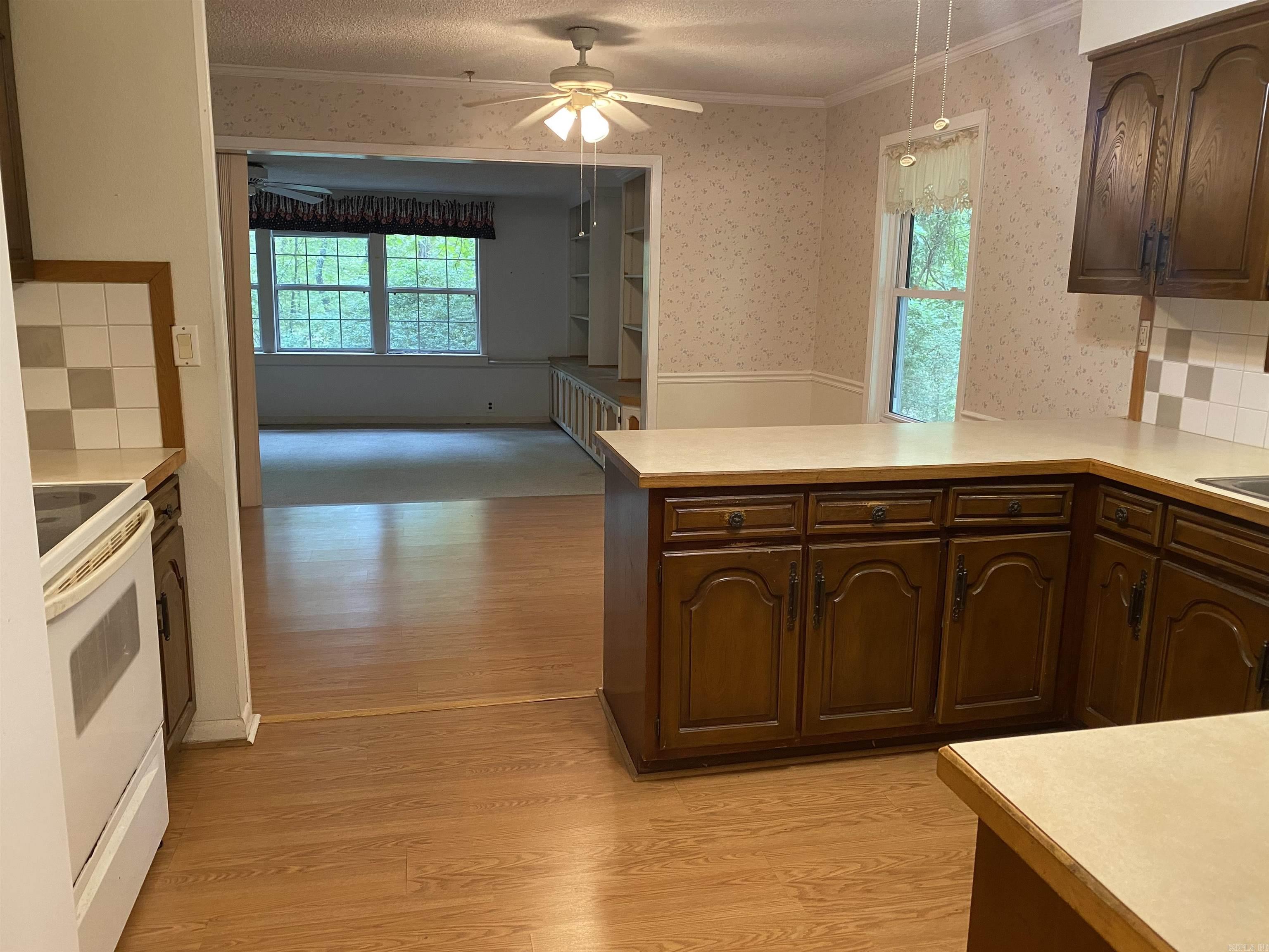 8 Cambre Cir  Hot Springs Village, AR