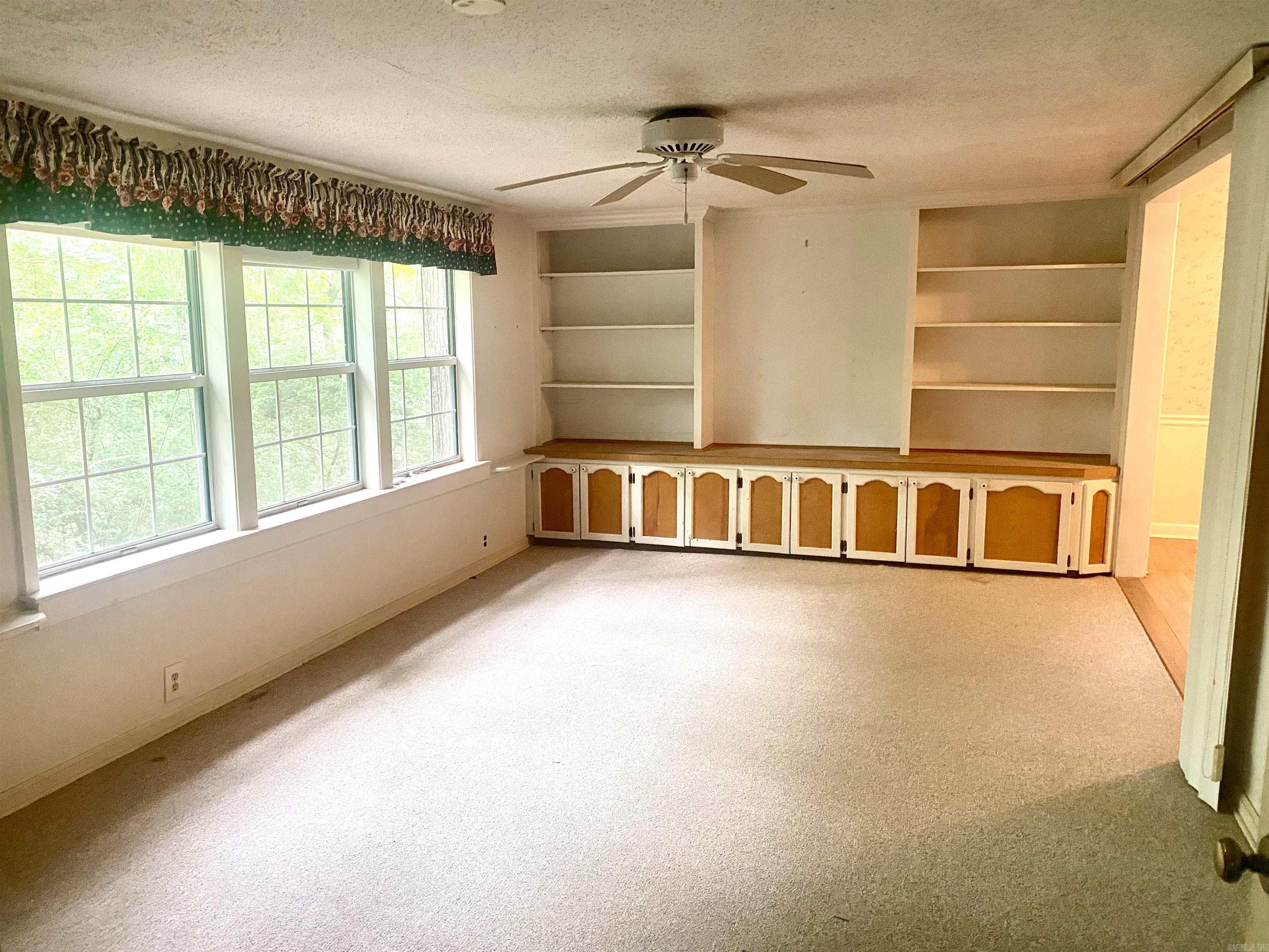 8 Cambre Cir  Hot Springs Village, AR