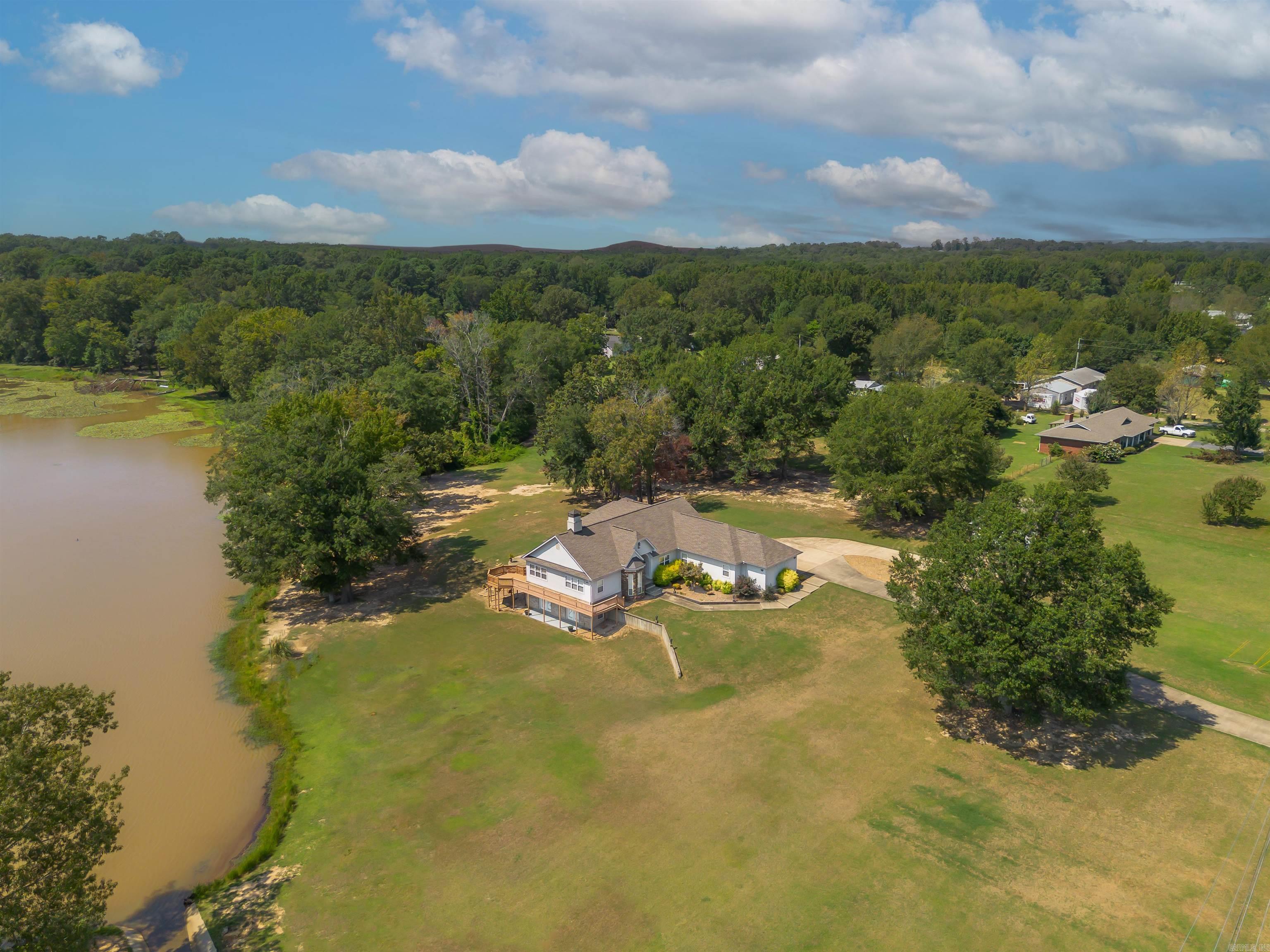 1190 Dogwood  Austin, AR
