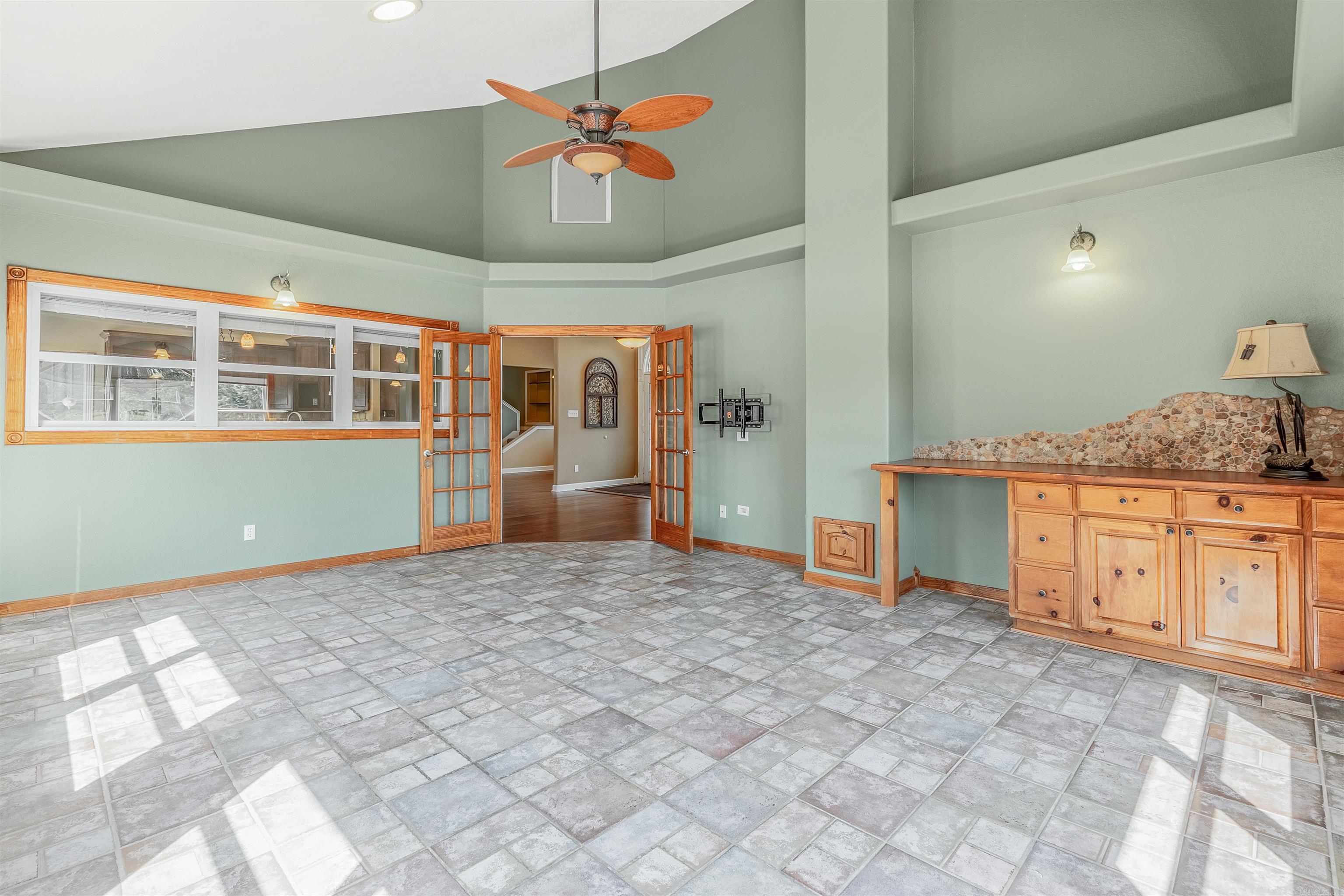 1190 Dogwood  Austin, AR