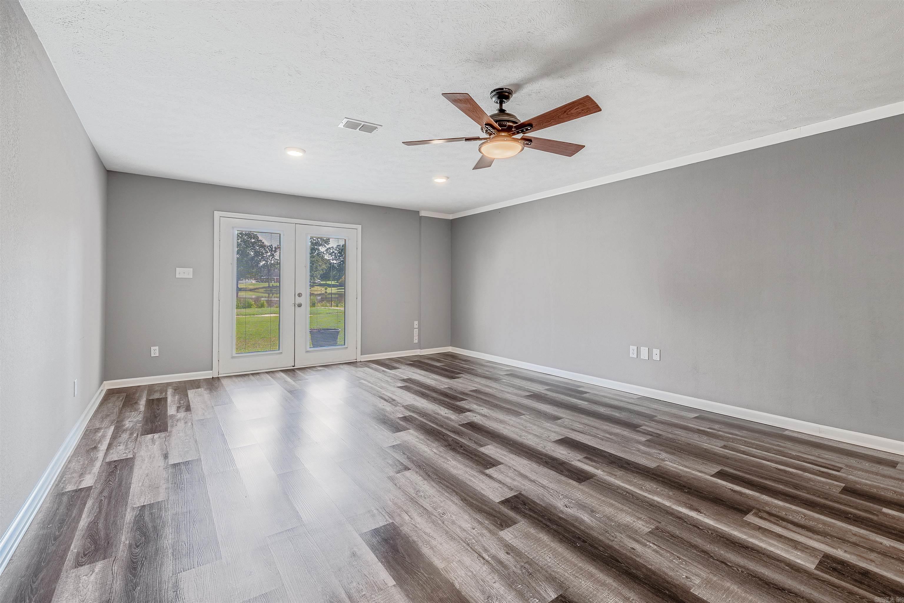 1190 Dogwood  Austin, AR
