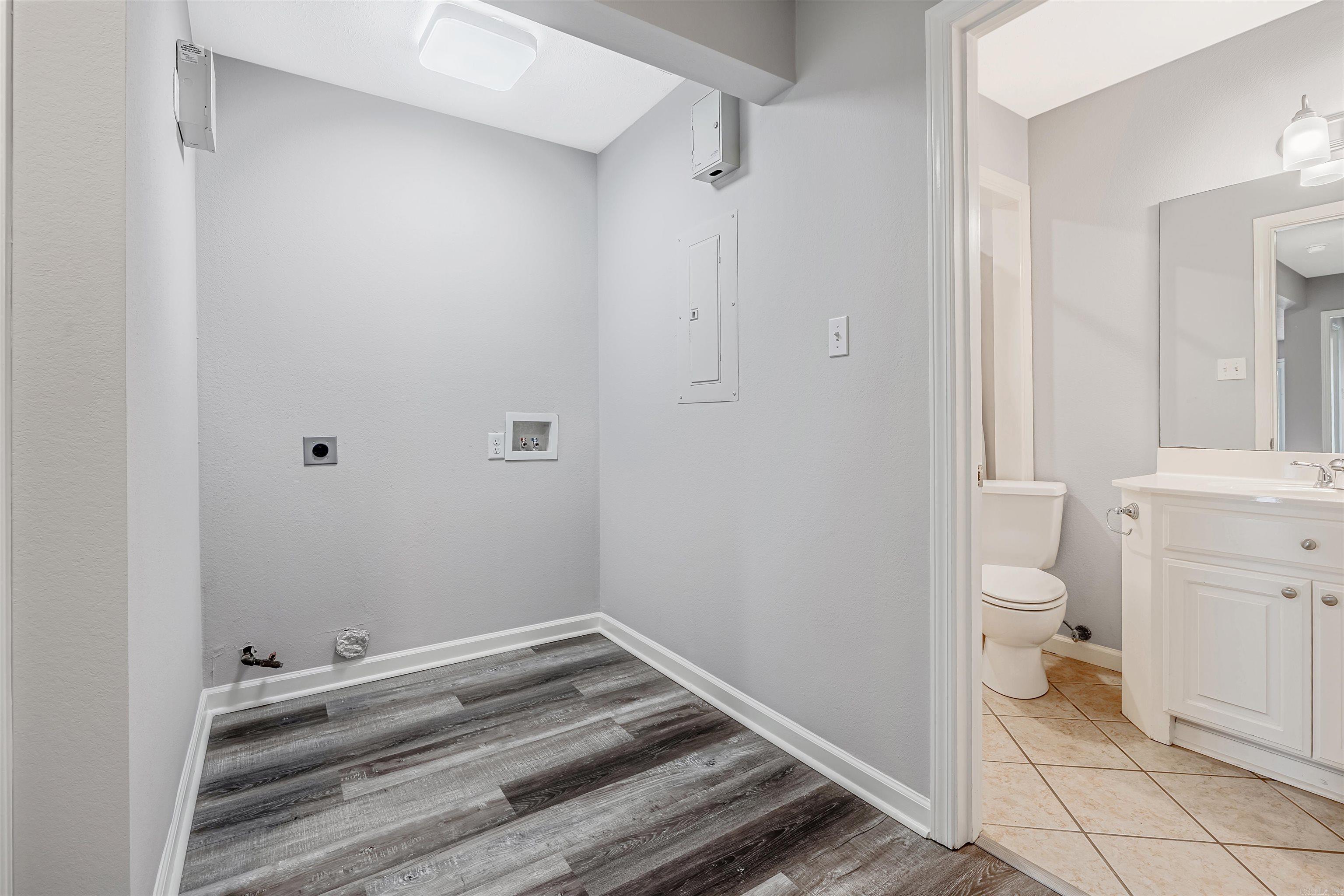 1190 Dogwood  Austin, AR