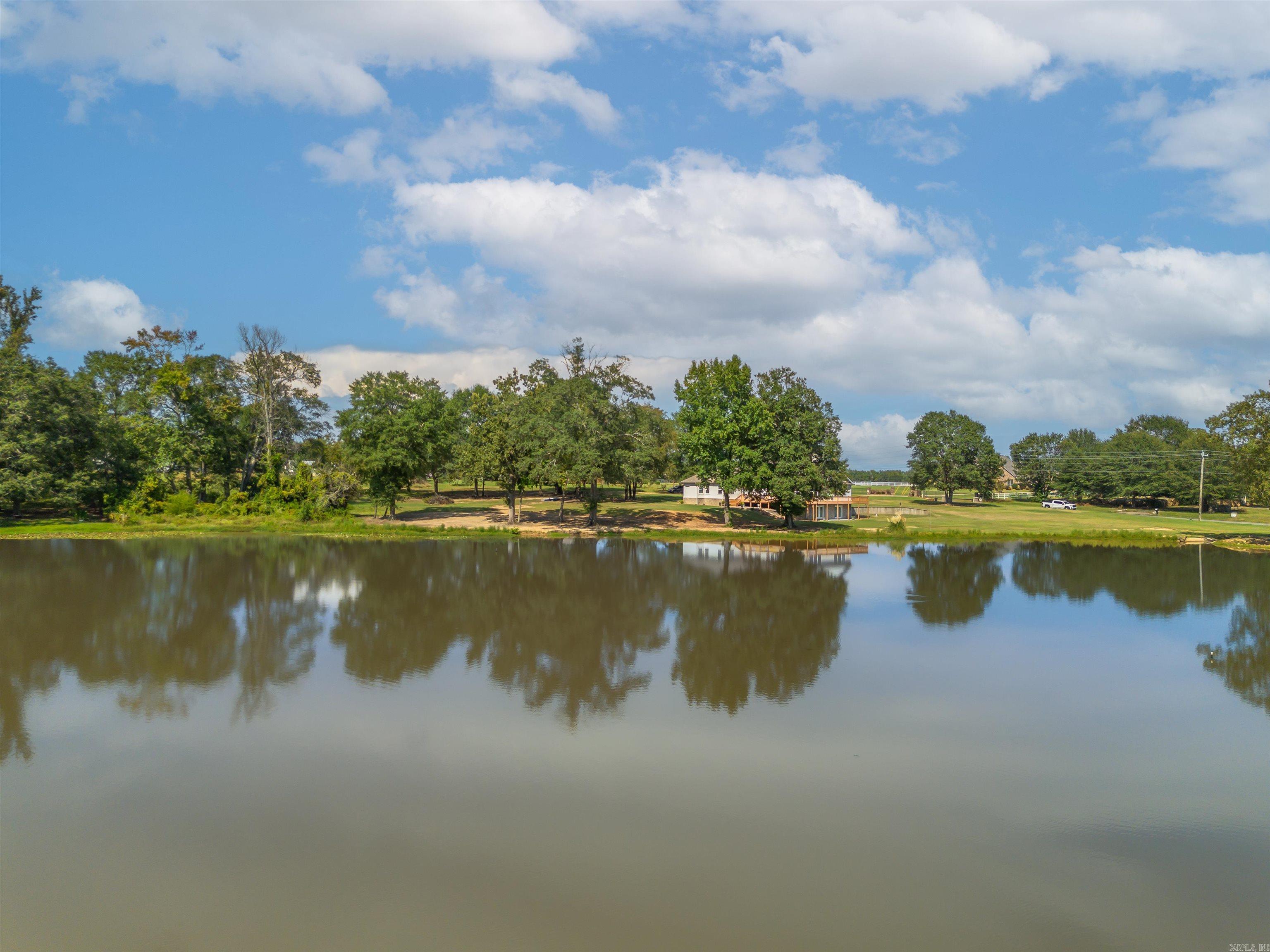 1190 Dogwood  Austin, AR
