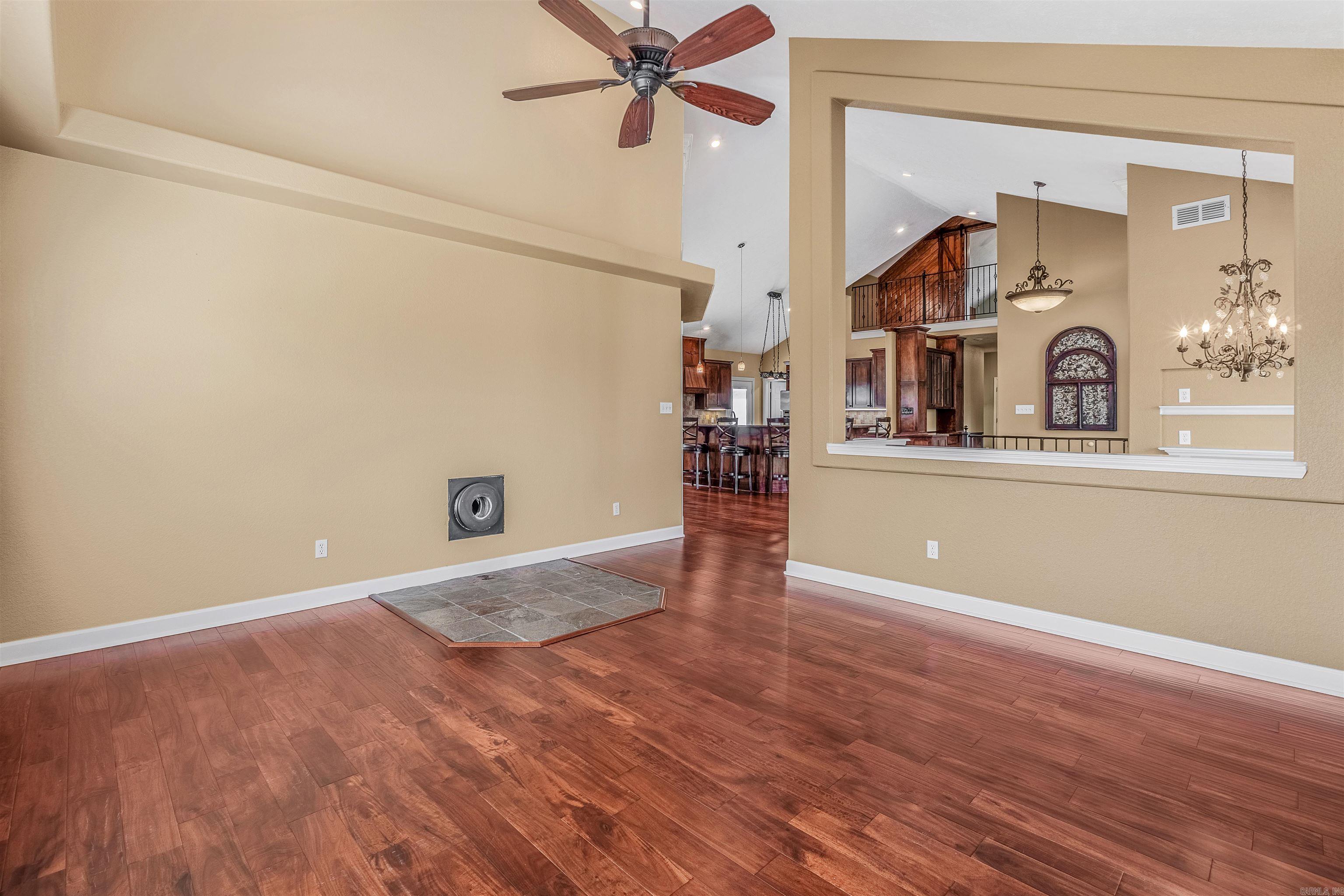 1190 Dogwood  Austin, AR