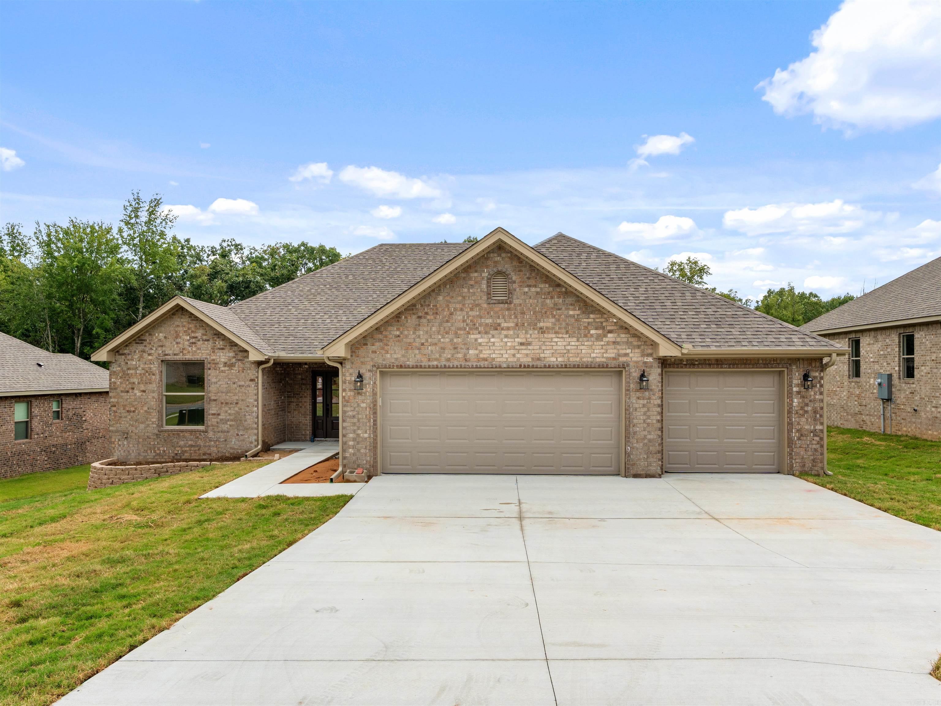 2712 E Maryland Sherwood, AR 72120