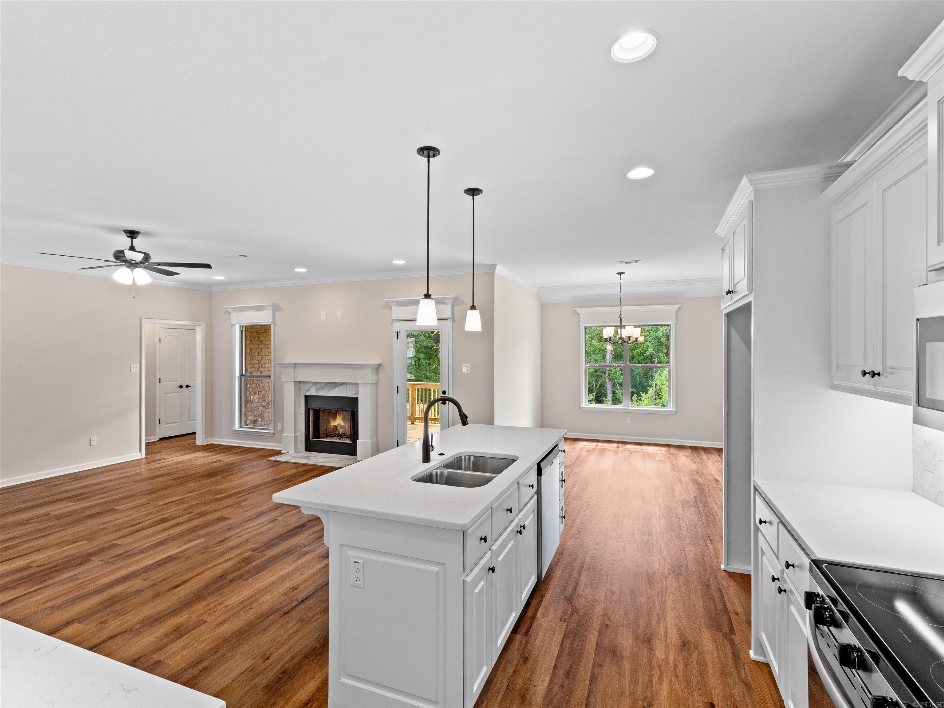 2712 E Maryland Sherwood, AR 72120