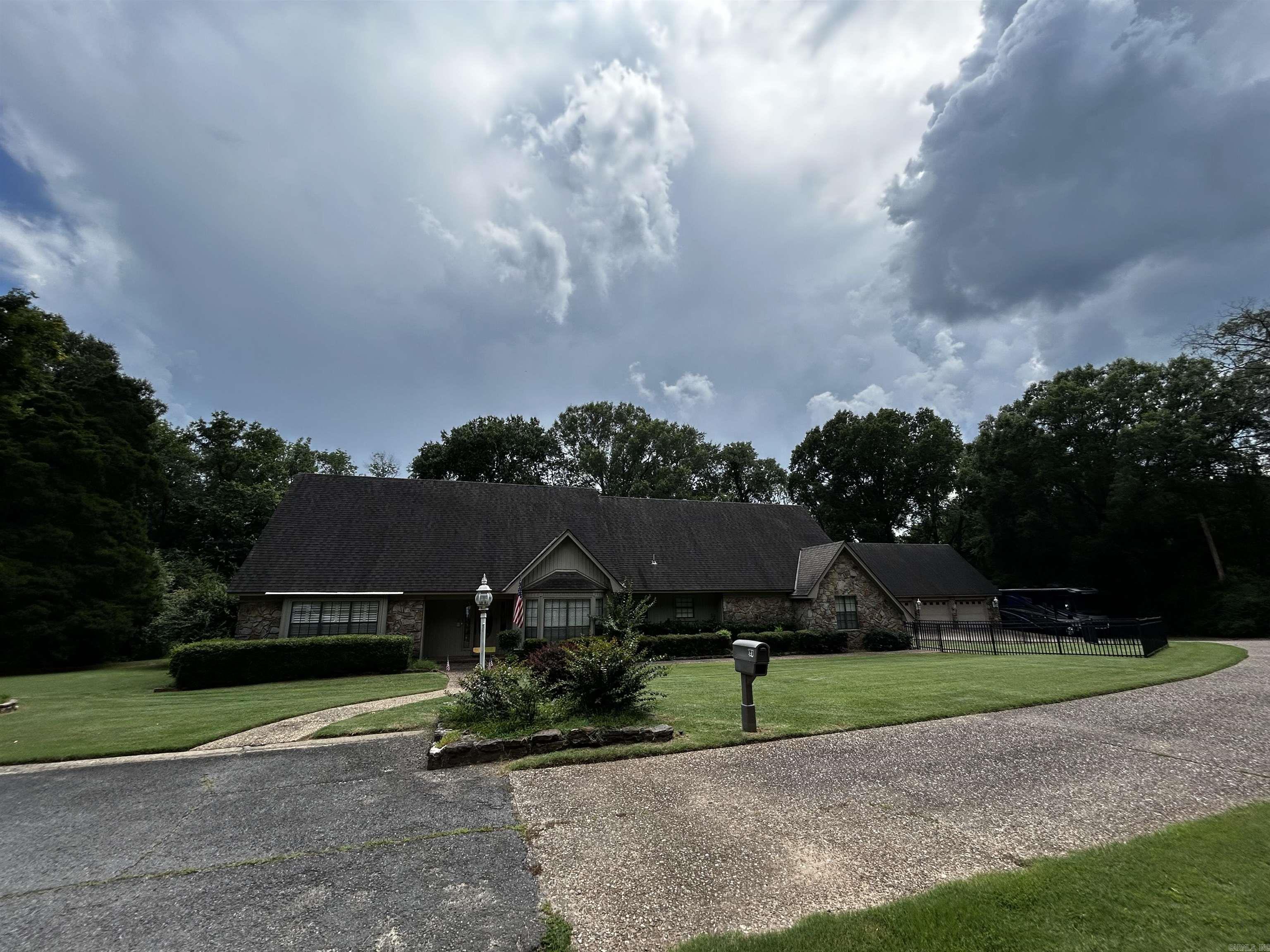 21 Riviera Dr  Conway, AR