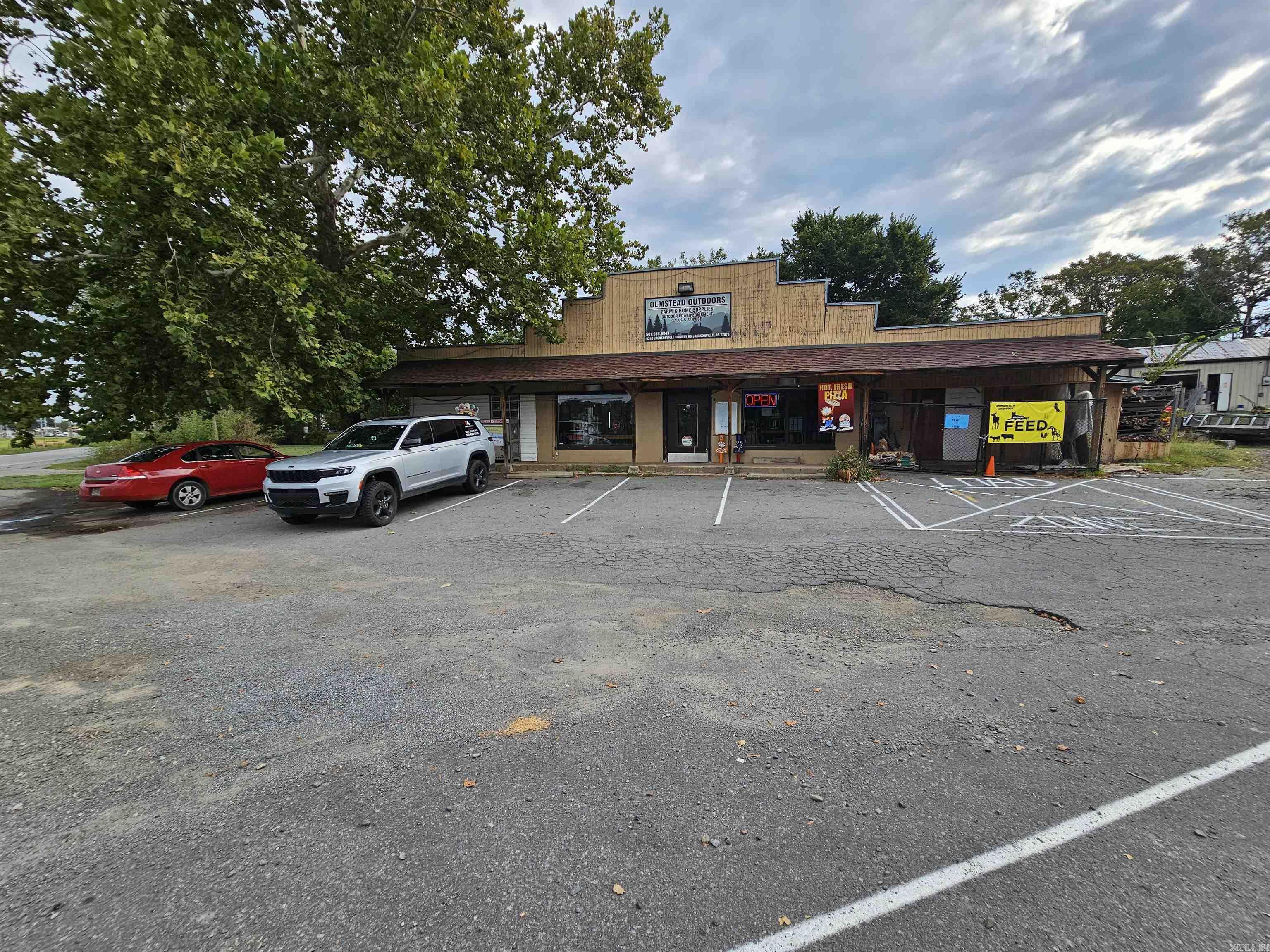 9240 Jacksonville conway  Jacksonville, AR