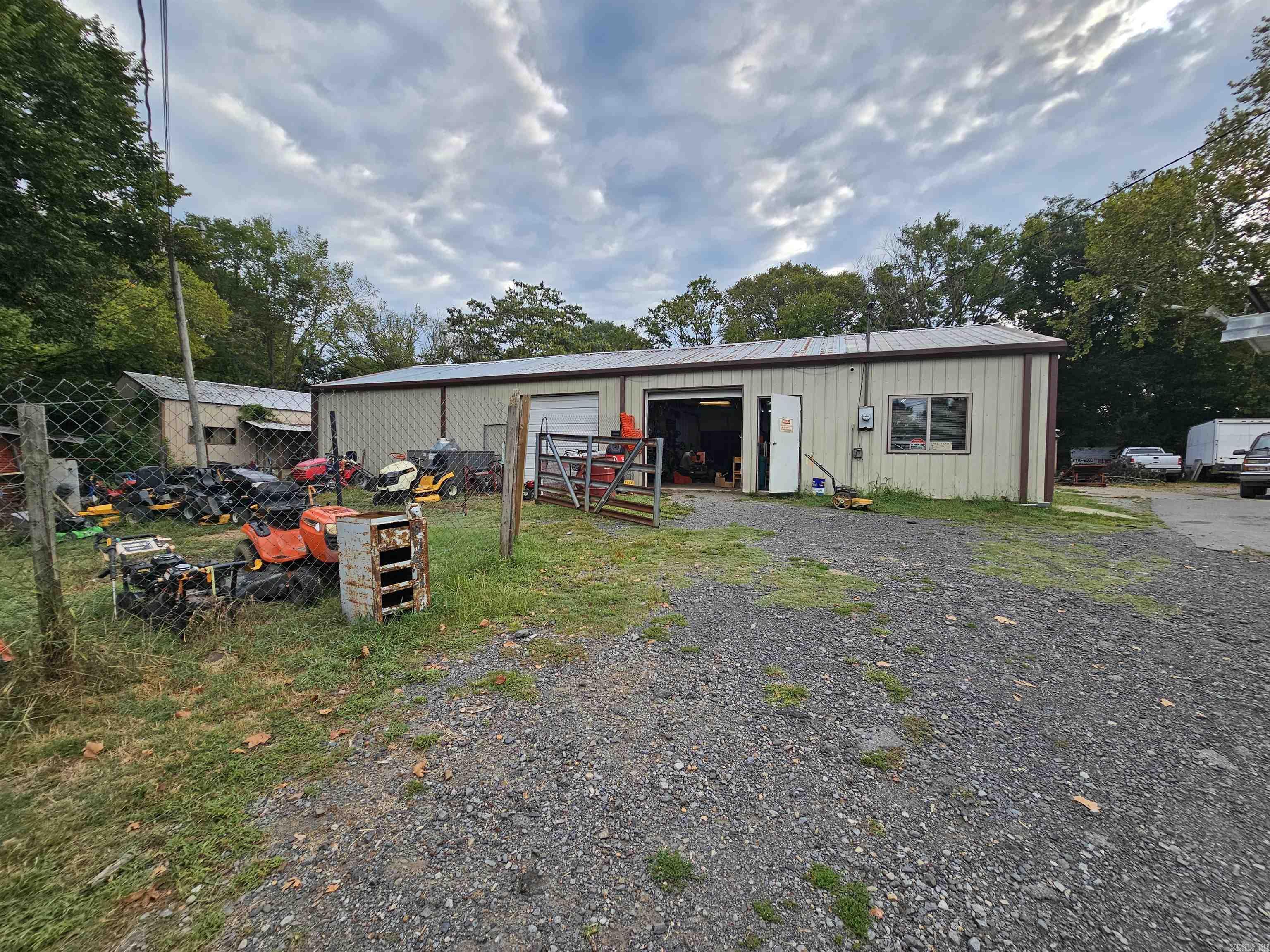 9240 Jacksonville conway  Jacksonville, AR