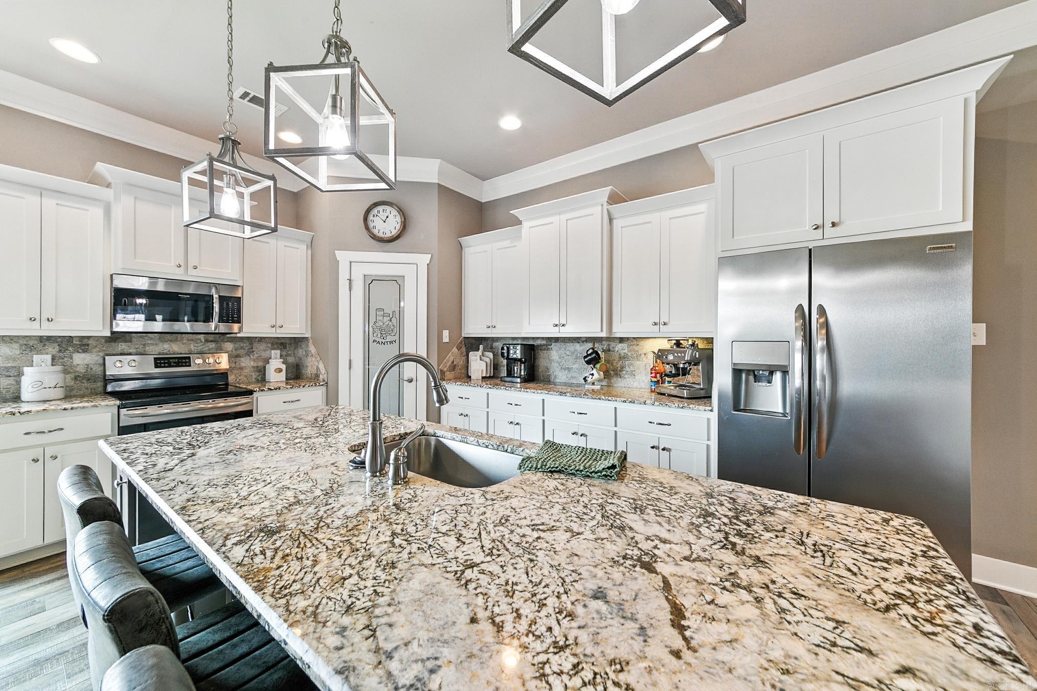 2358 Lakeshore  Cabot, AR
