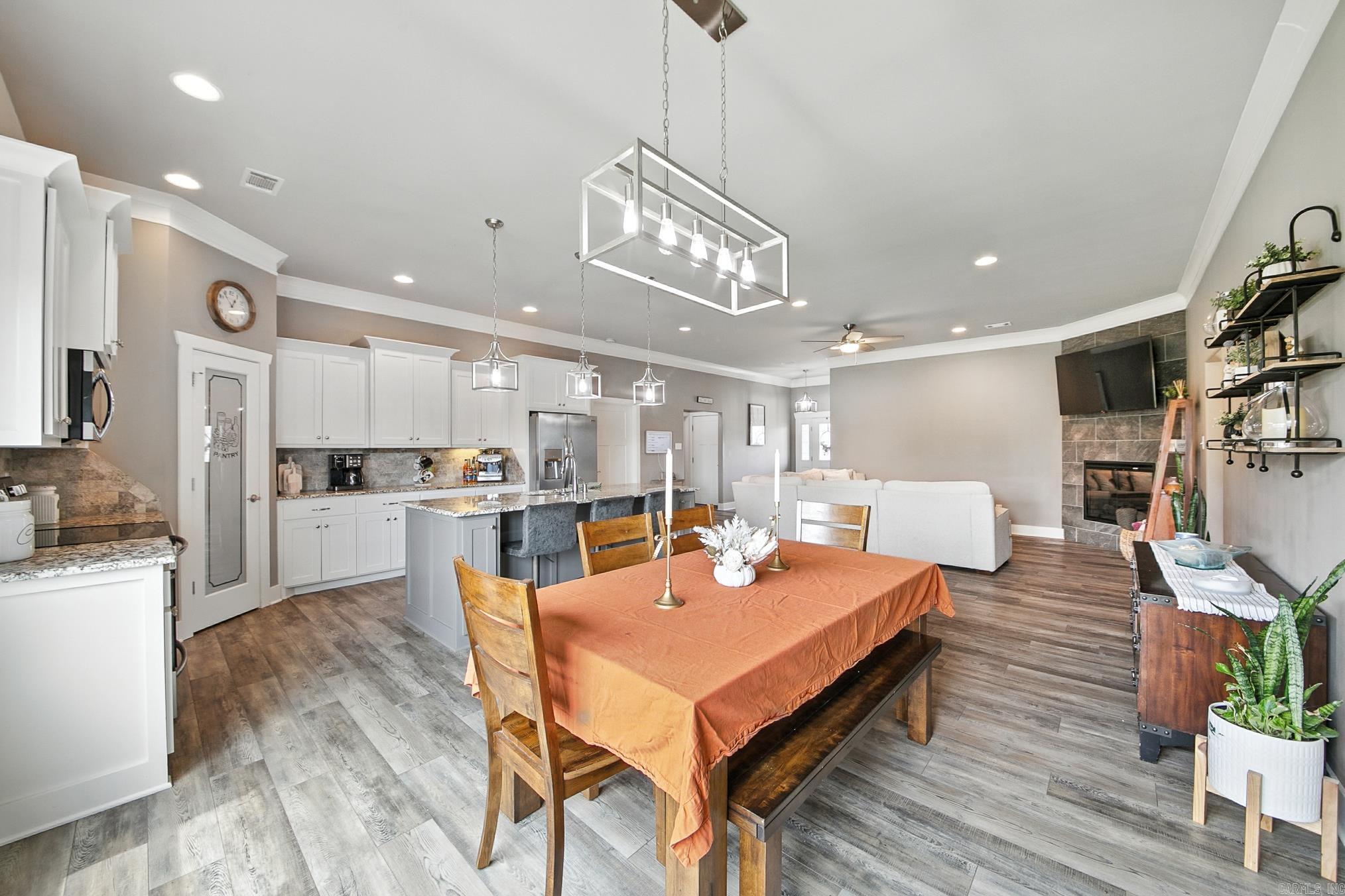 2358 Lakeshore  Cabot, AR