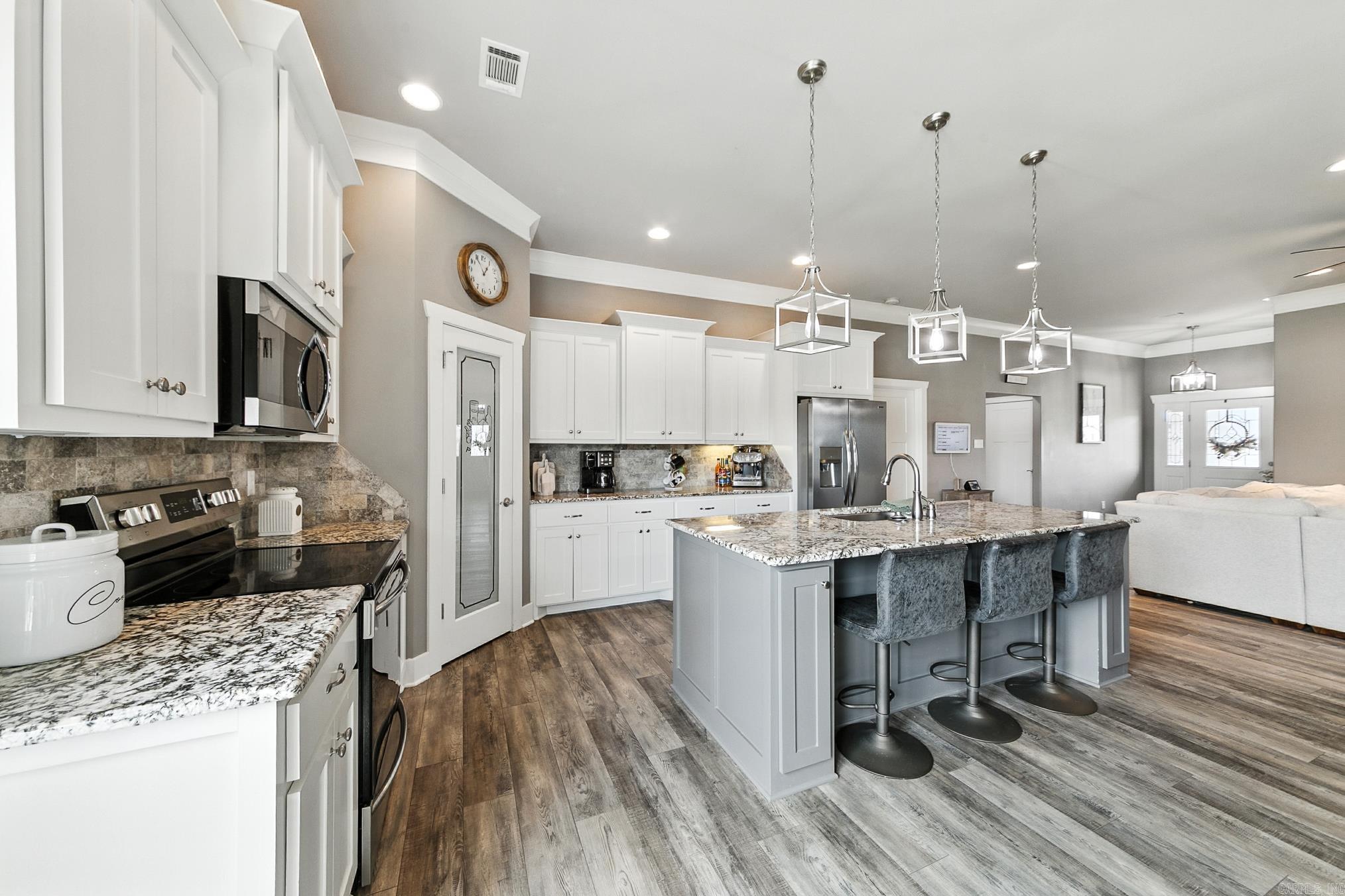 2358 Lakeshore  Cabot, AR