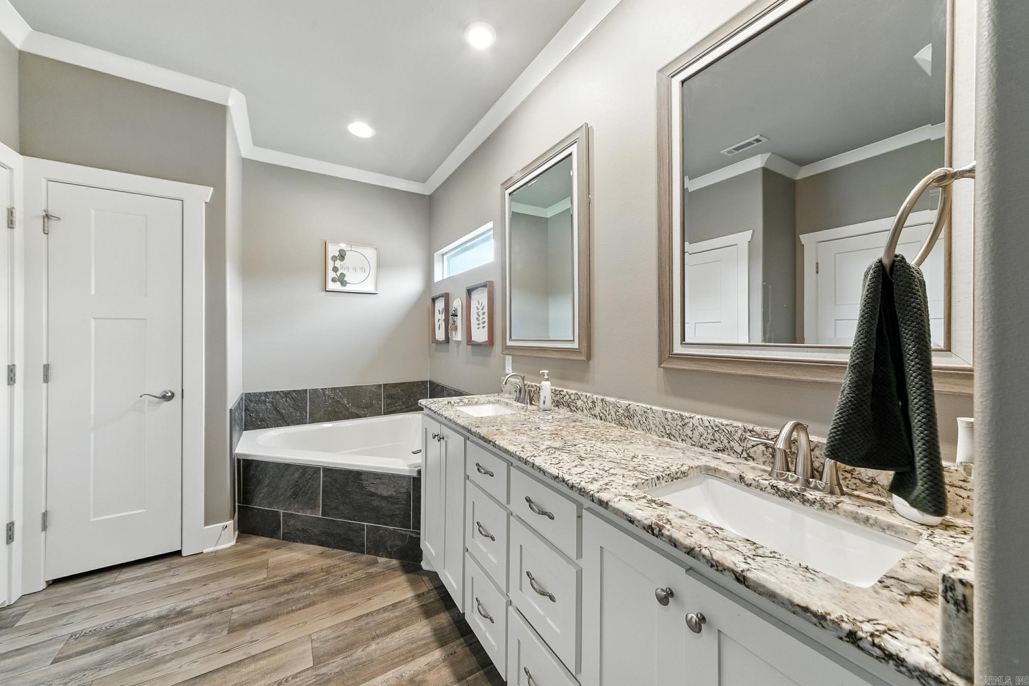 2358 Lakeshore  Cabot, AR