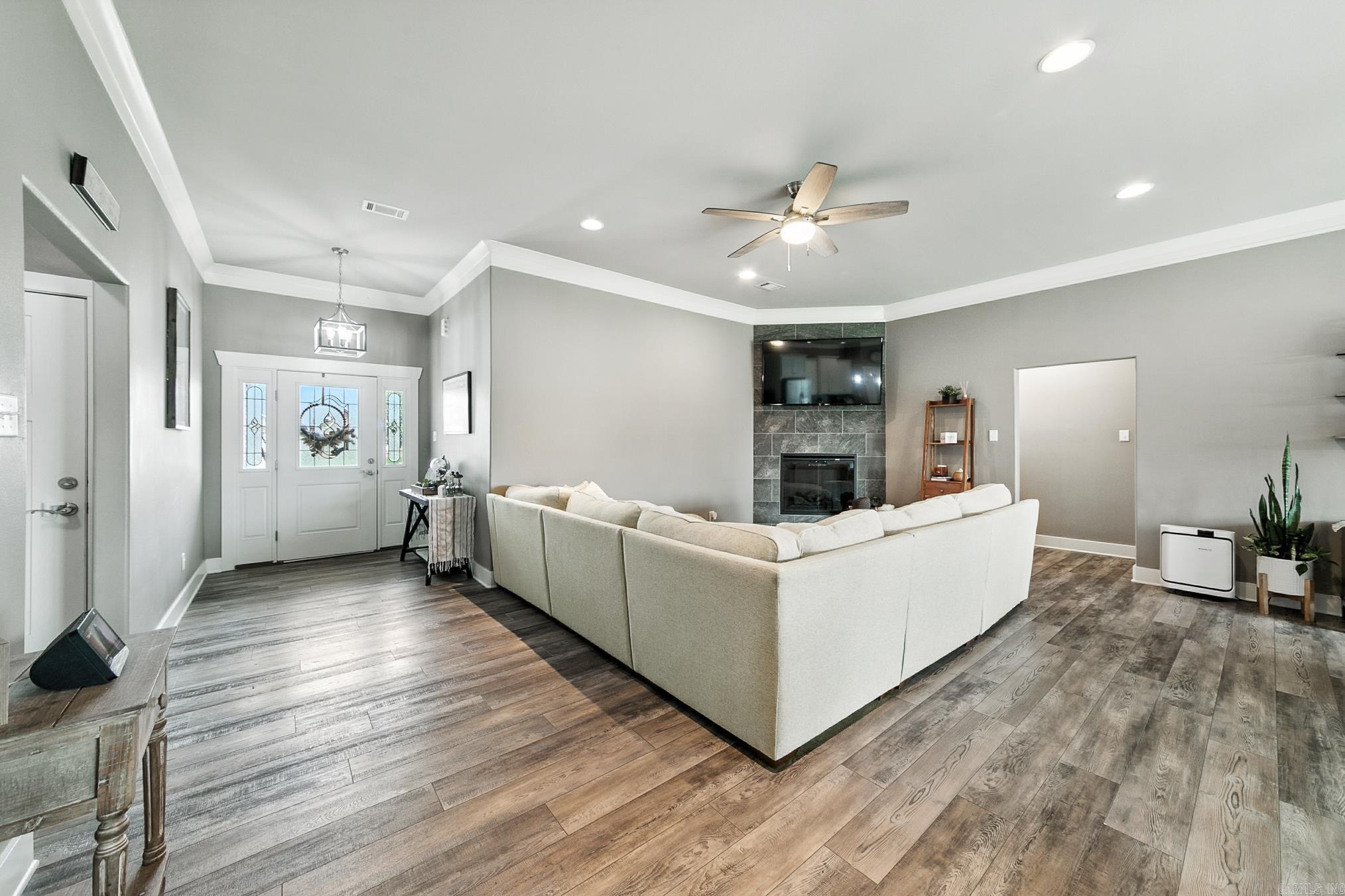 2358 Lakeshore  Cabot, AR