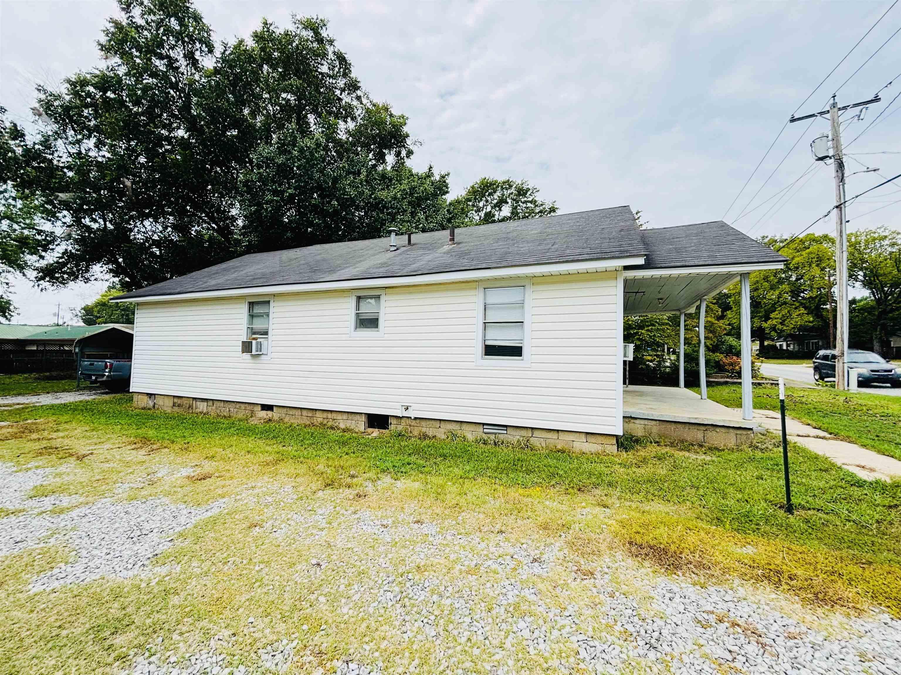 1409 E Moore  Searcy, AR