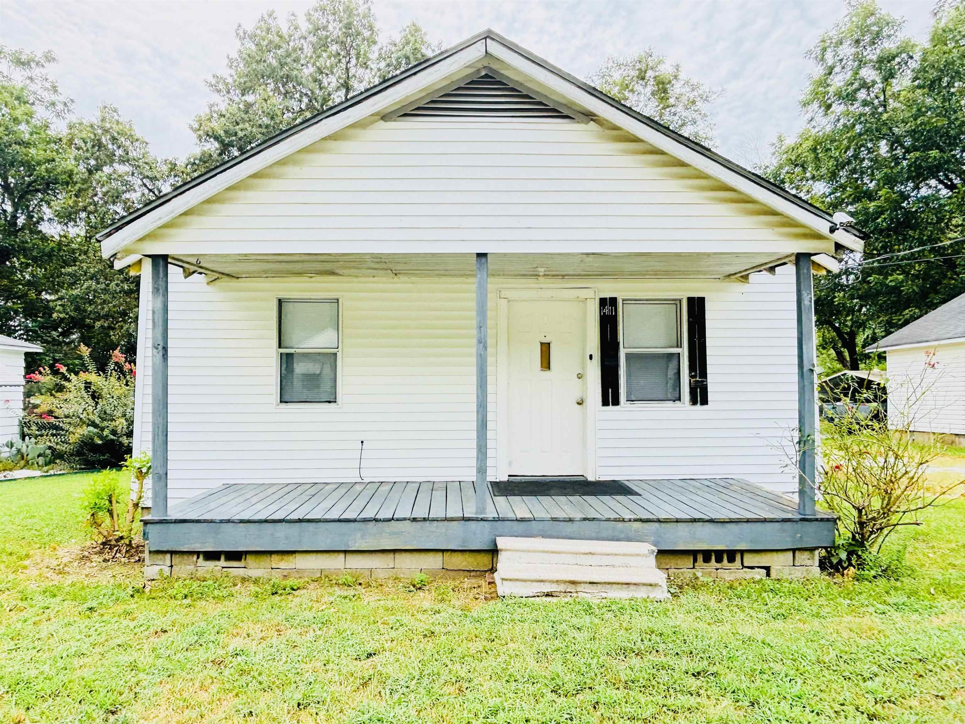 1411 E Moore  Searcy, AR