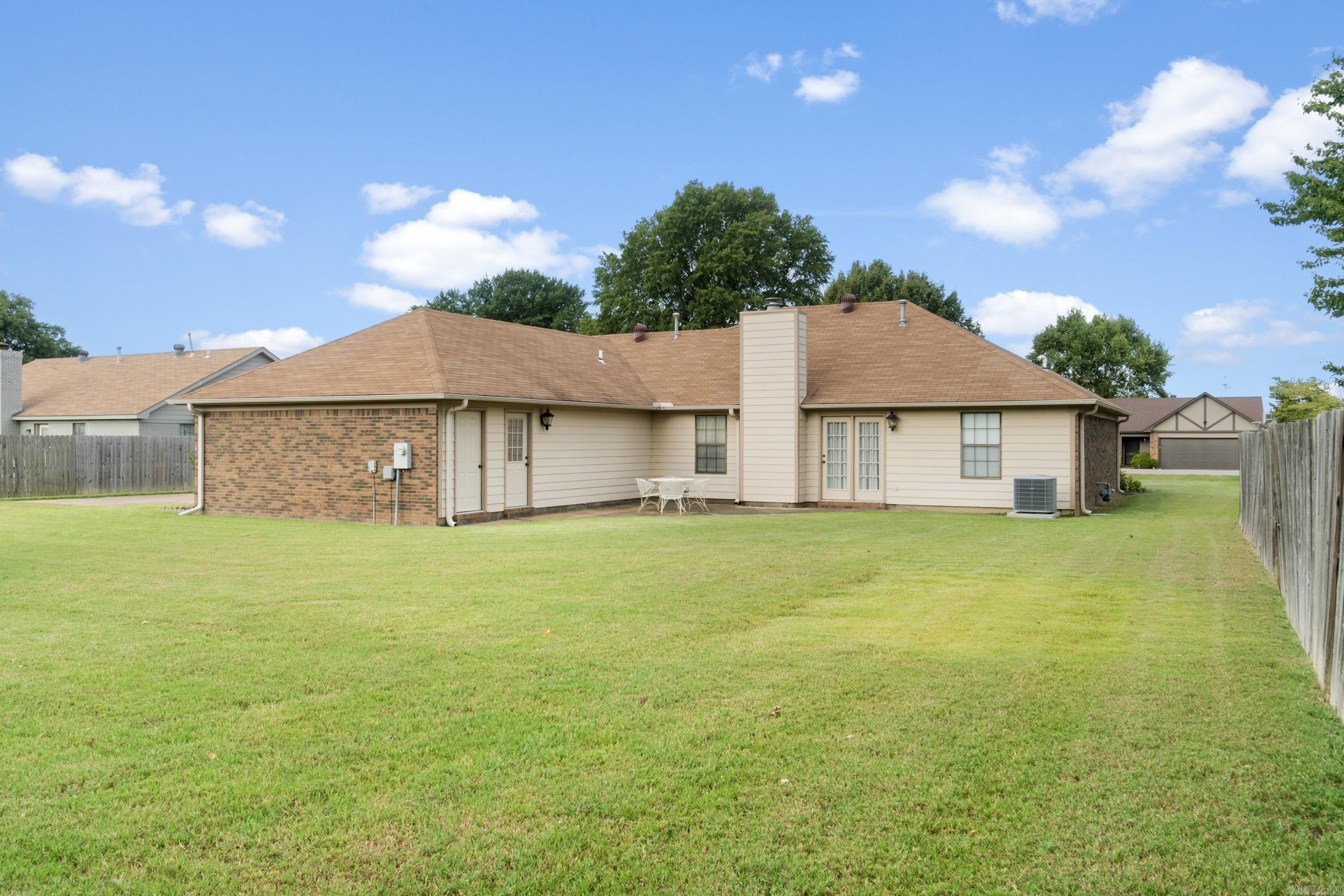 1810 N Killough  Wynne, AR